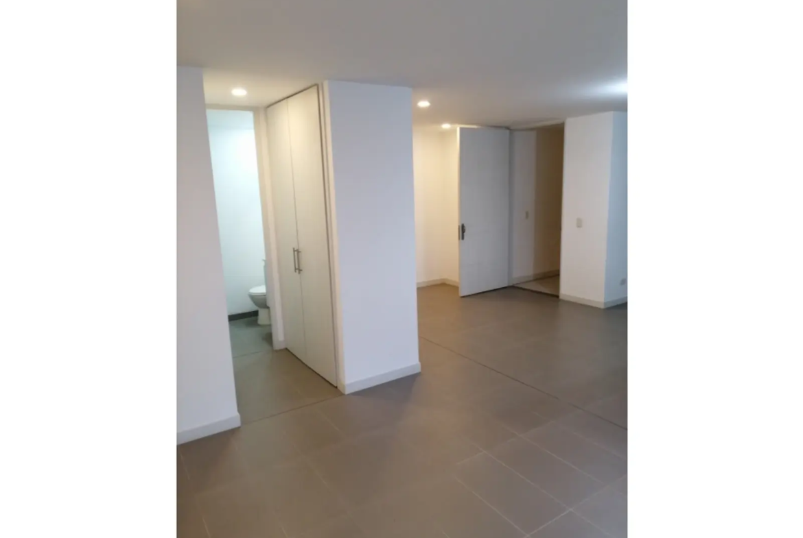 Apartamento en Arriendo en Castropol, Medellín