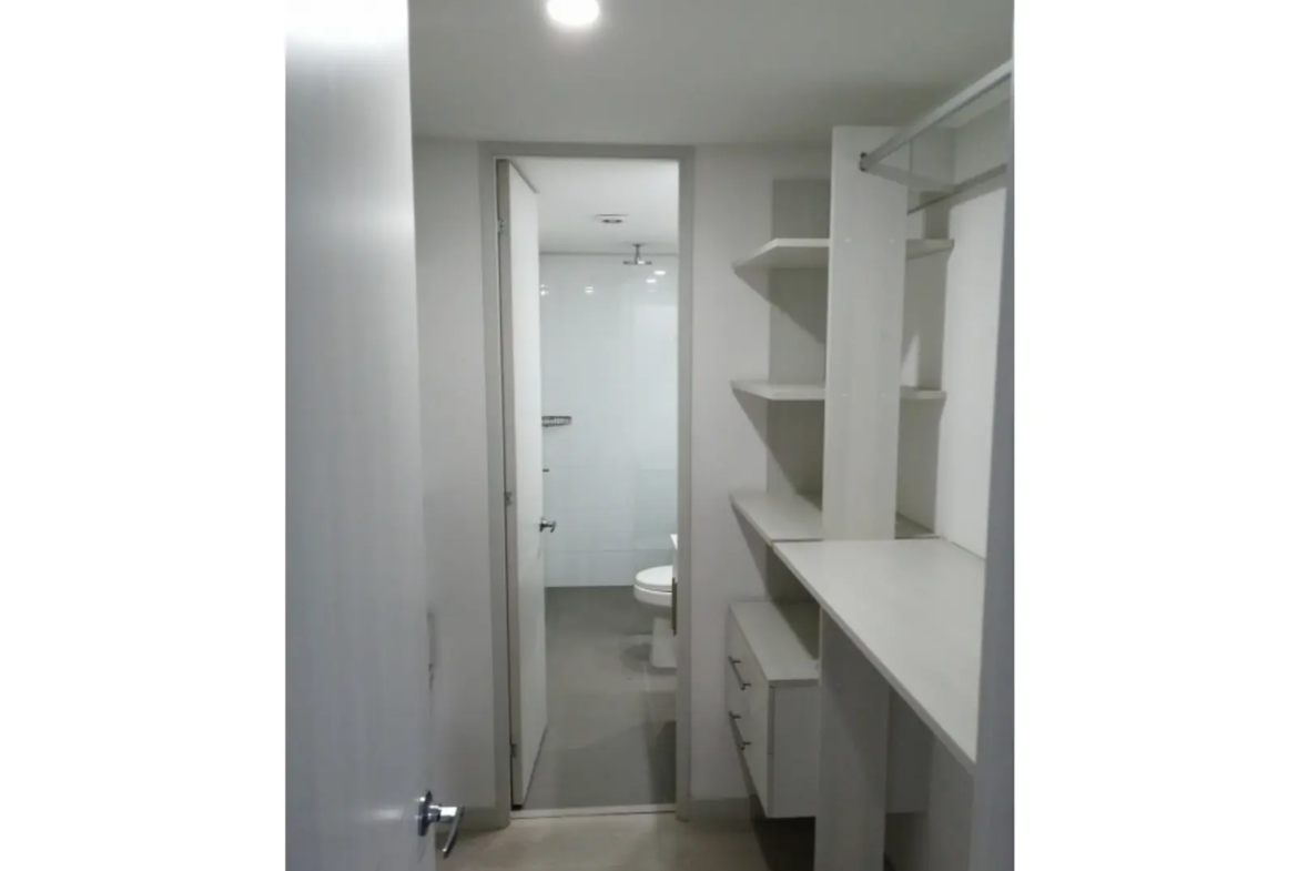 Apartamento en Arriendo en Castropol, Medellín