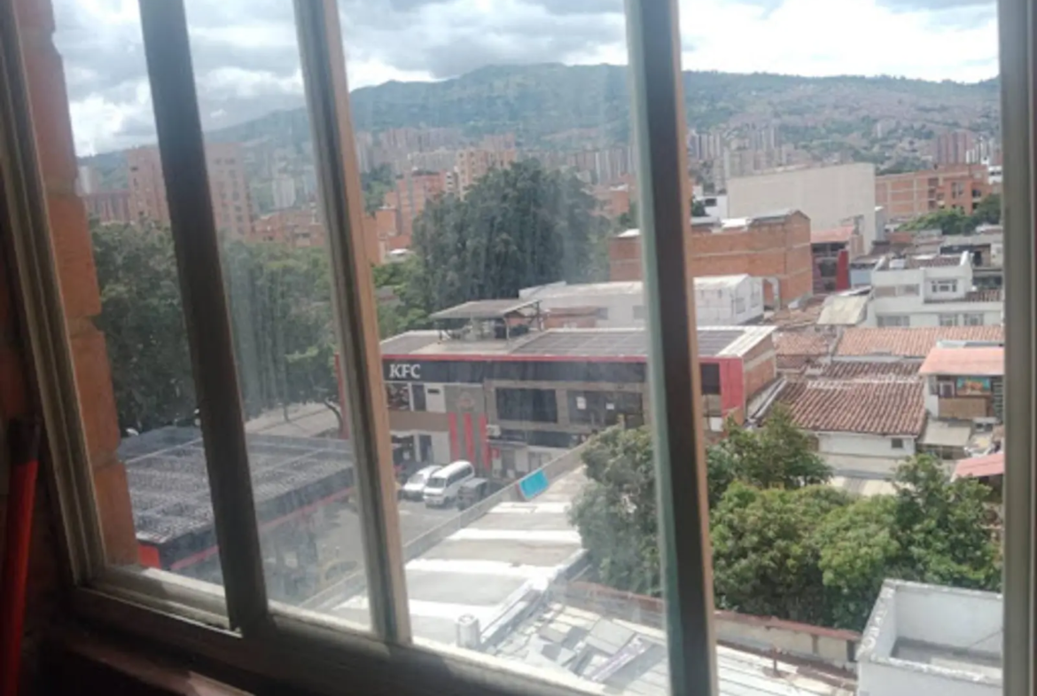 Apartamento en Arriendo en La floresta, Medellín