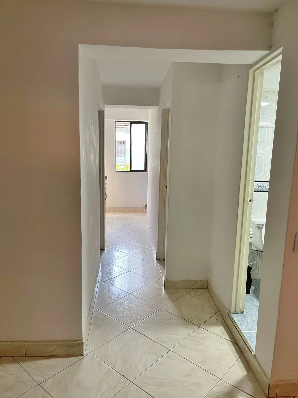 th.outside1200x1200.6a4e54269141f_infocdn__wjpfblya2vcbyp4cwbkdo5cohsud2shpxusg9lrijpg Apartamento en Arriendo en Cataluña, Medellín