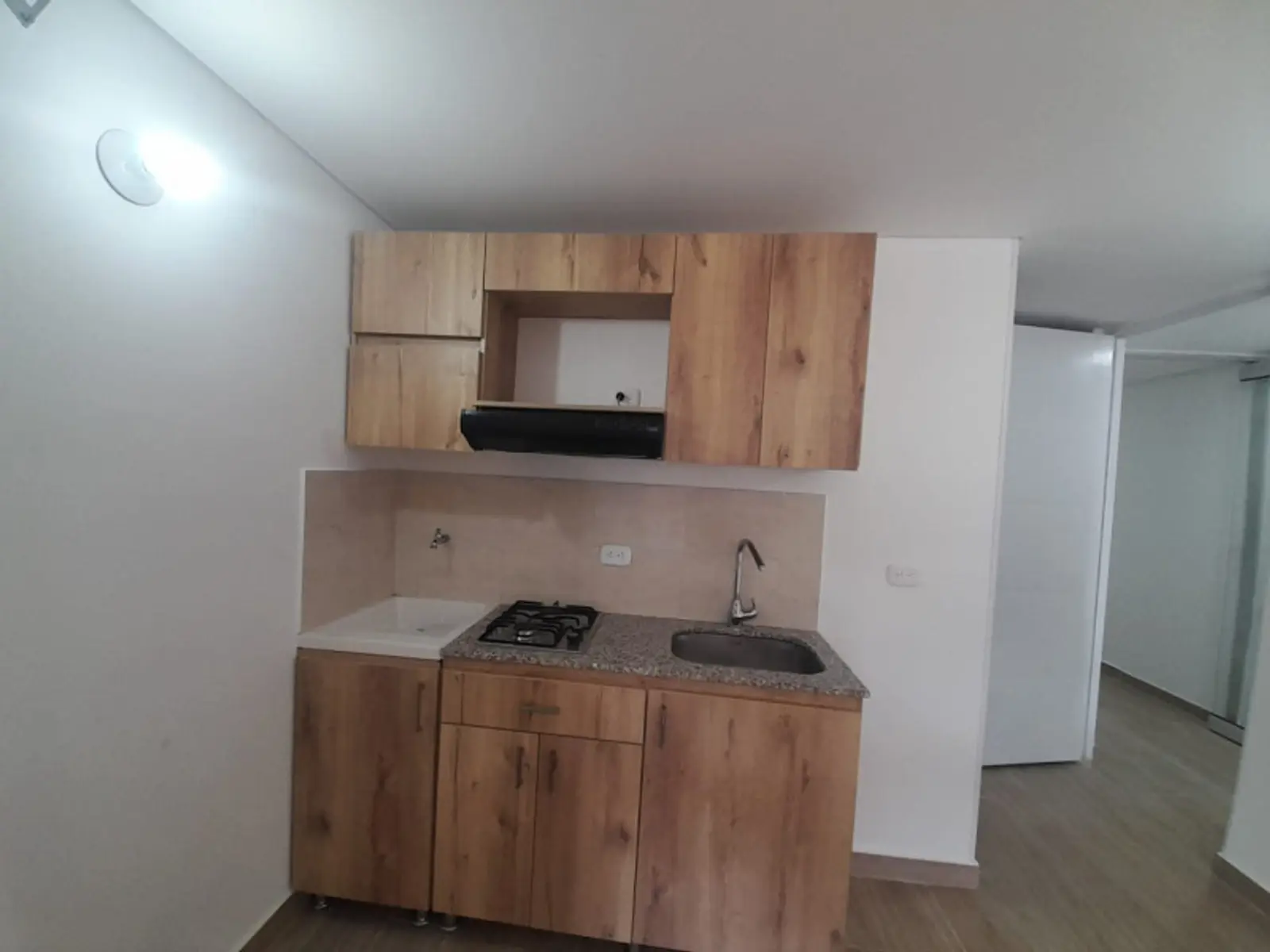 th.outside1200x1200.6a4e594320e16_infocdn__75206-1-1783515800-6jpg Apartamento en Arriendo en Las nieves, Bogotá