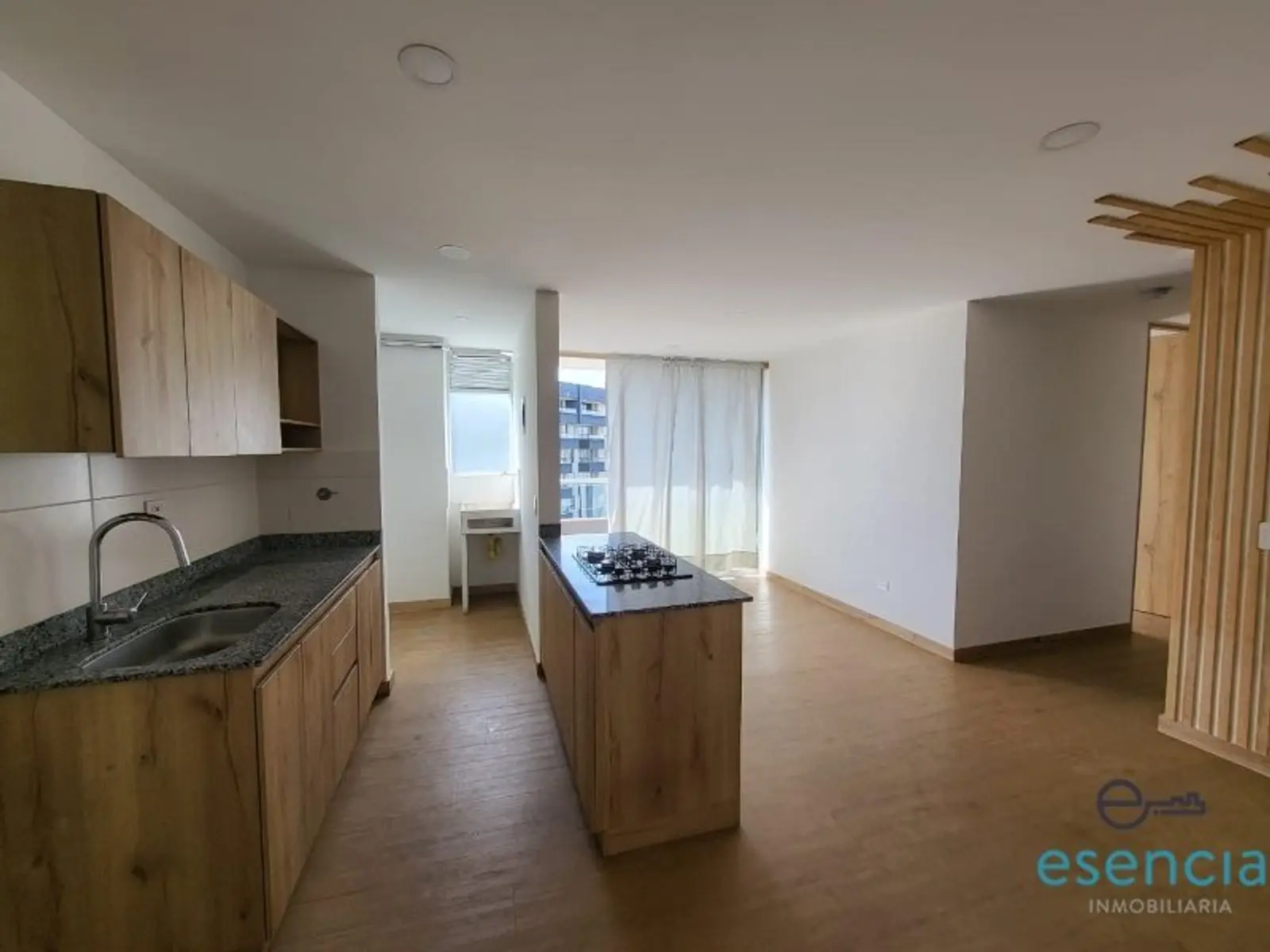 th.outside1200x1200.6a4fb65d837e8_infocdn__foto-63208-900845058-4886754030-ssjpeg Apartamento en Arriendo en Las mercedes, Marinilla