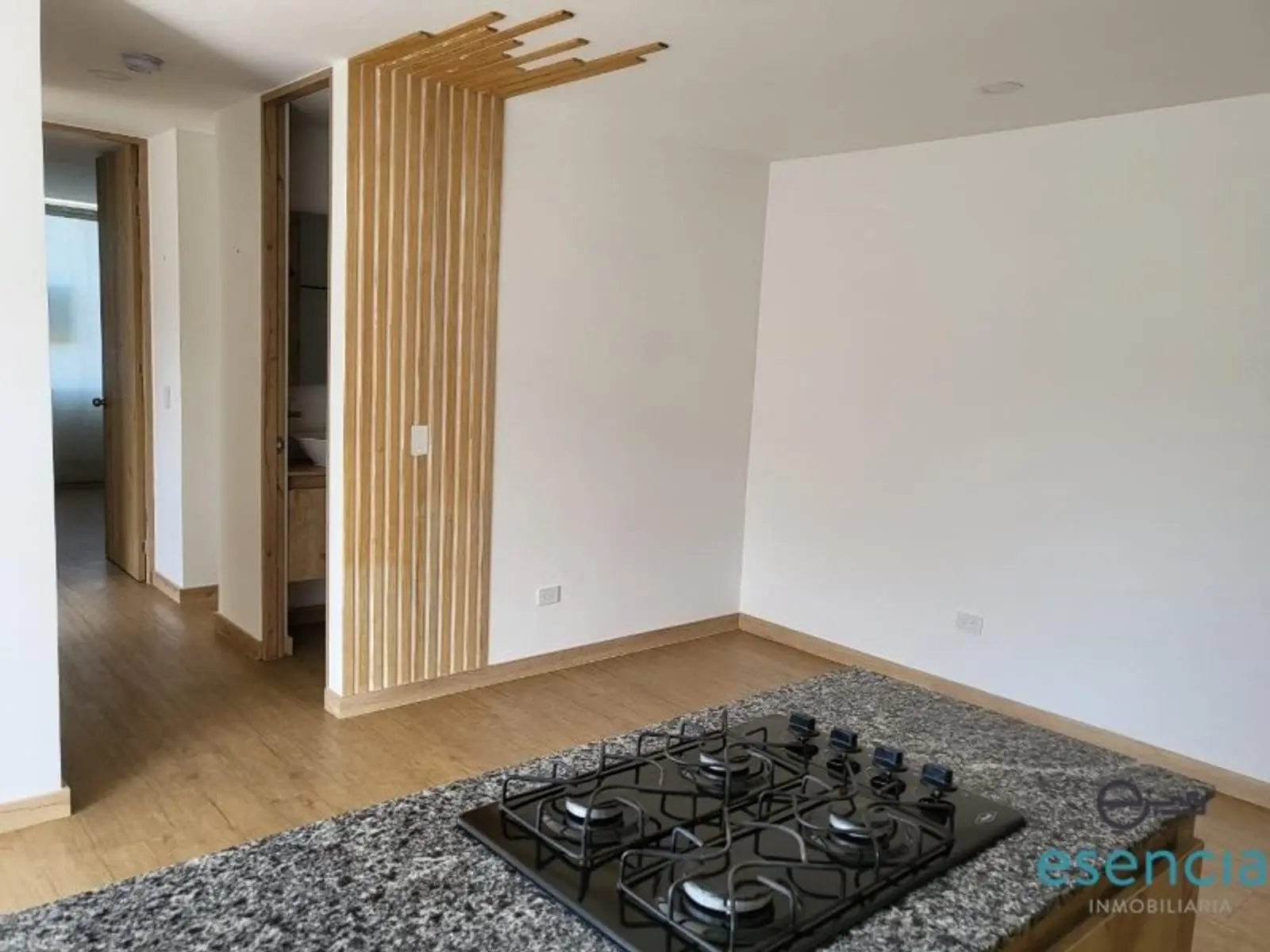 th.outside1200x1200.6a4fb65dc0629_infocdn__foto-63208-900845058-4911357712-ssjpeg Apartamento en Arriendo en Las mercedes, Marinilla