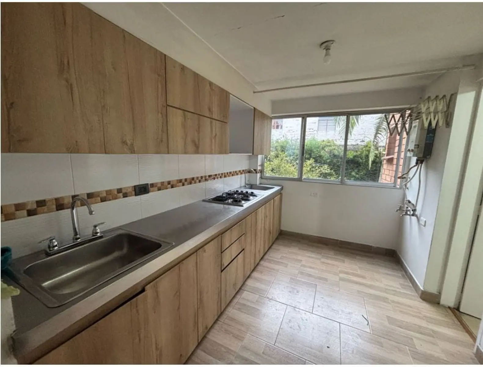 th.outside1200x1200.6a5248f37e4d7_infocdn__515302-1-1783777292jpg Apartamento en Arriendo en Loma Benedictinos, Envigado