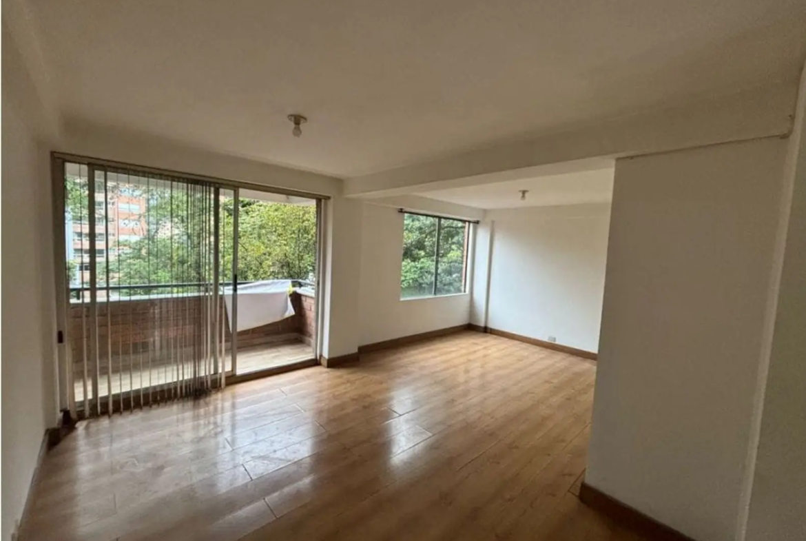 Apartamento en Arriendo en Loma Benedictinos, Envigado