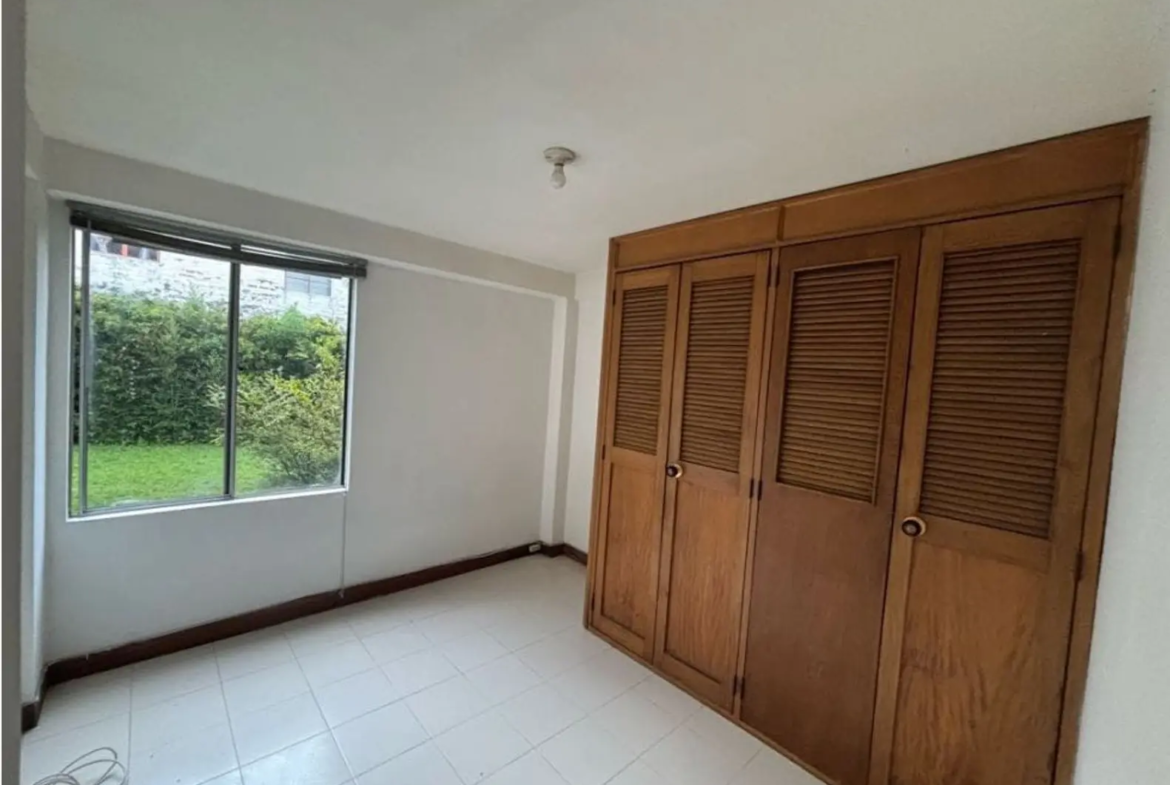 Apartamento en Arriendo en Loma Benedictinos, Envigado