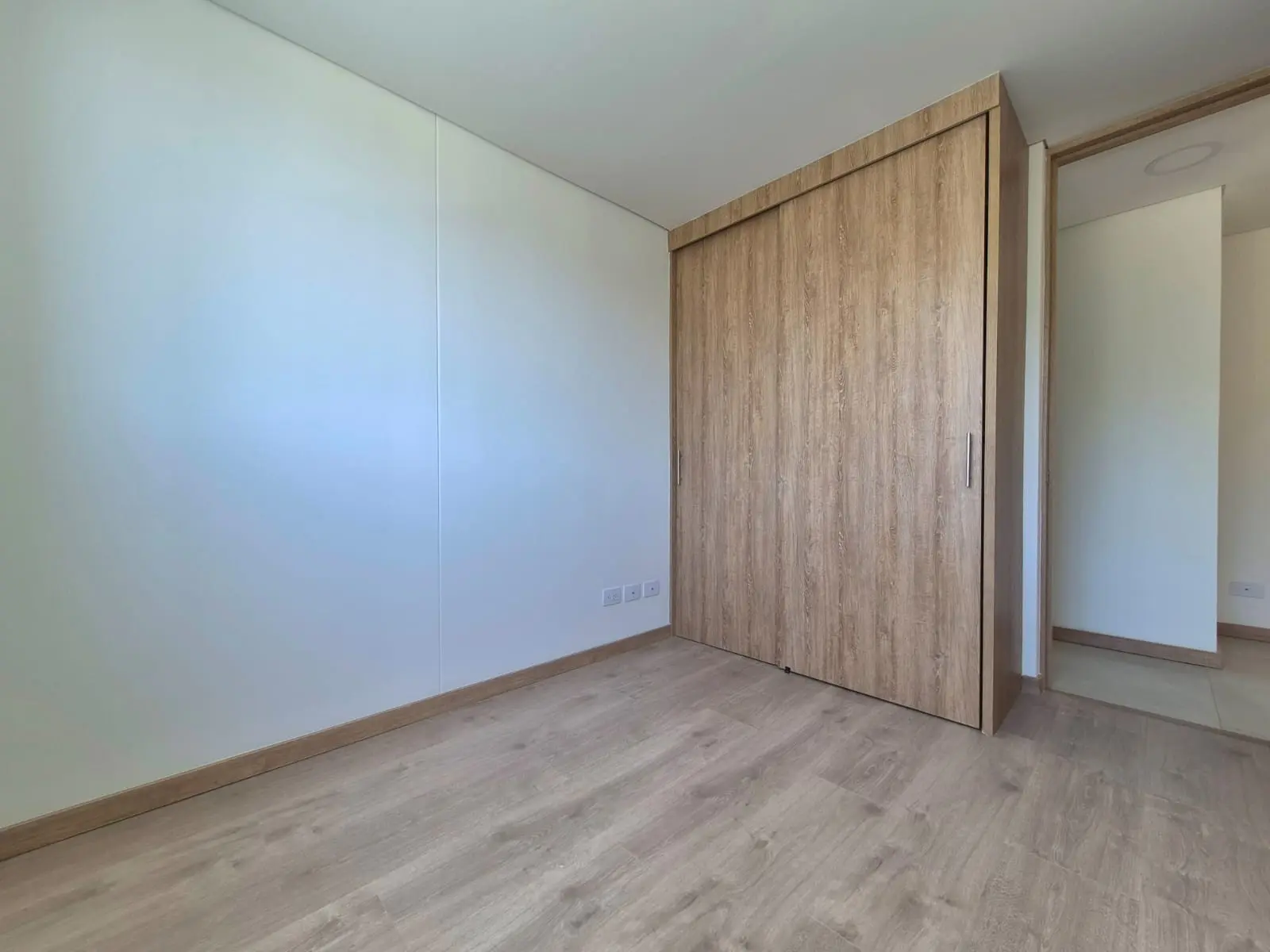 th.outside1200x1200.6a52574d10fcc_infocdn__h2jdrqhhcwxamkok4ob0zn0o2m280il5kkvkbkvbjpg Apartamento en Arriendo en Sabaneta