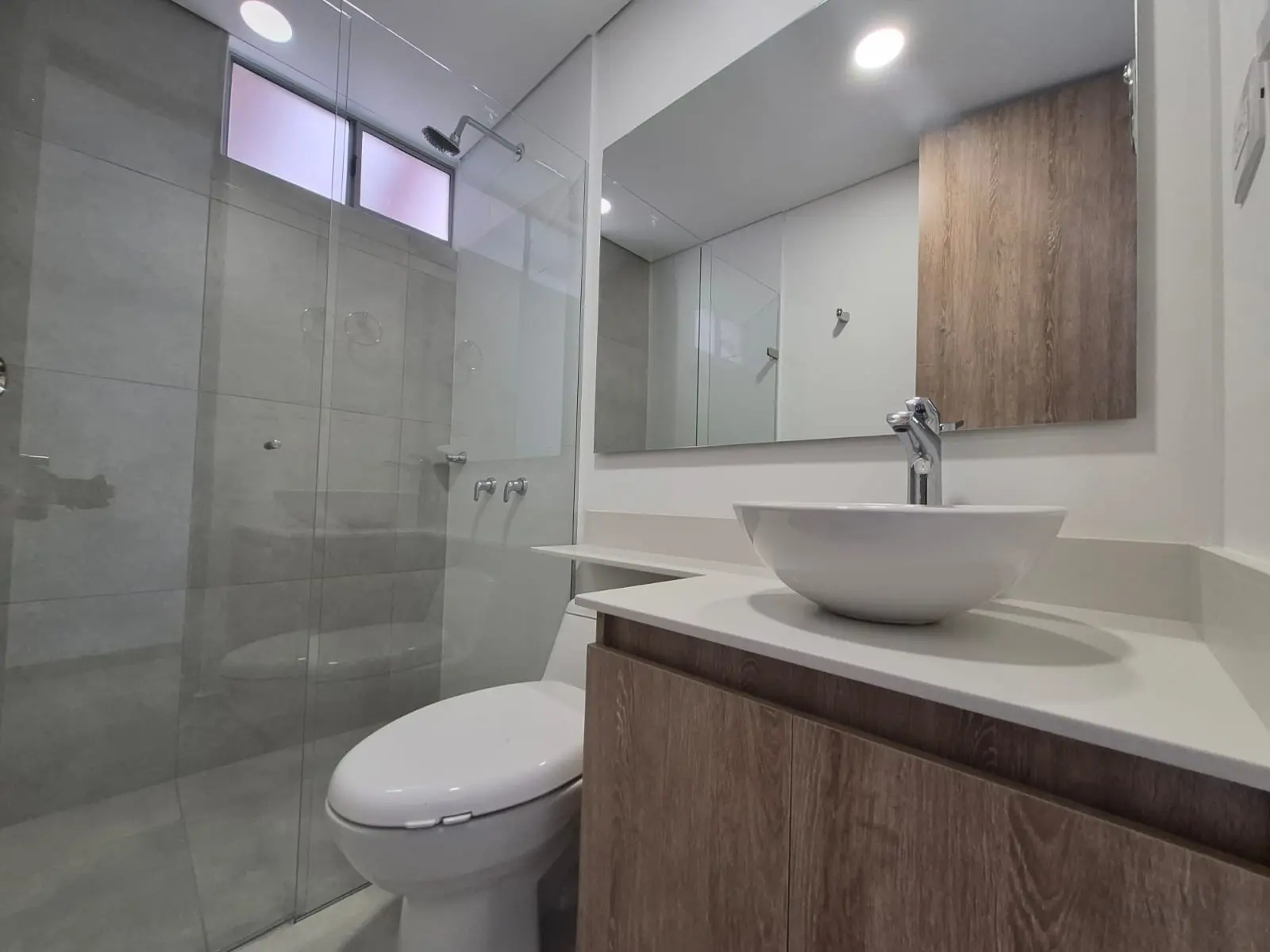 th.outside1200x1200.6a52574d2ae5d_infocdn__m5sog7vfln4upsnr7ffeaosnxkha7w1dbyxggcncjpg Apartamento en Arriendo en Sabaneta
