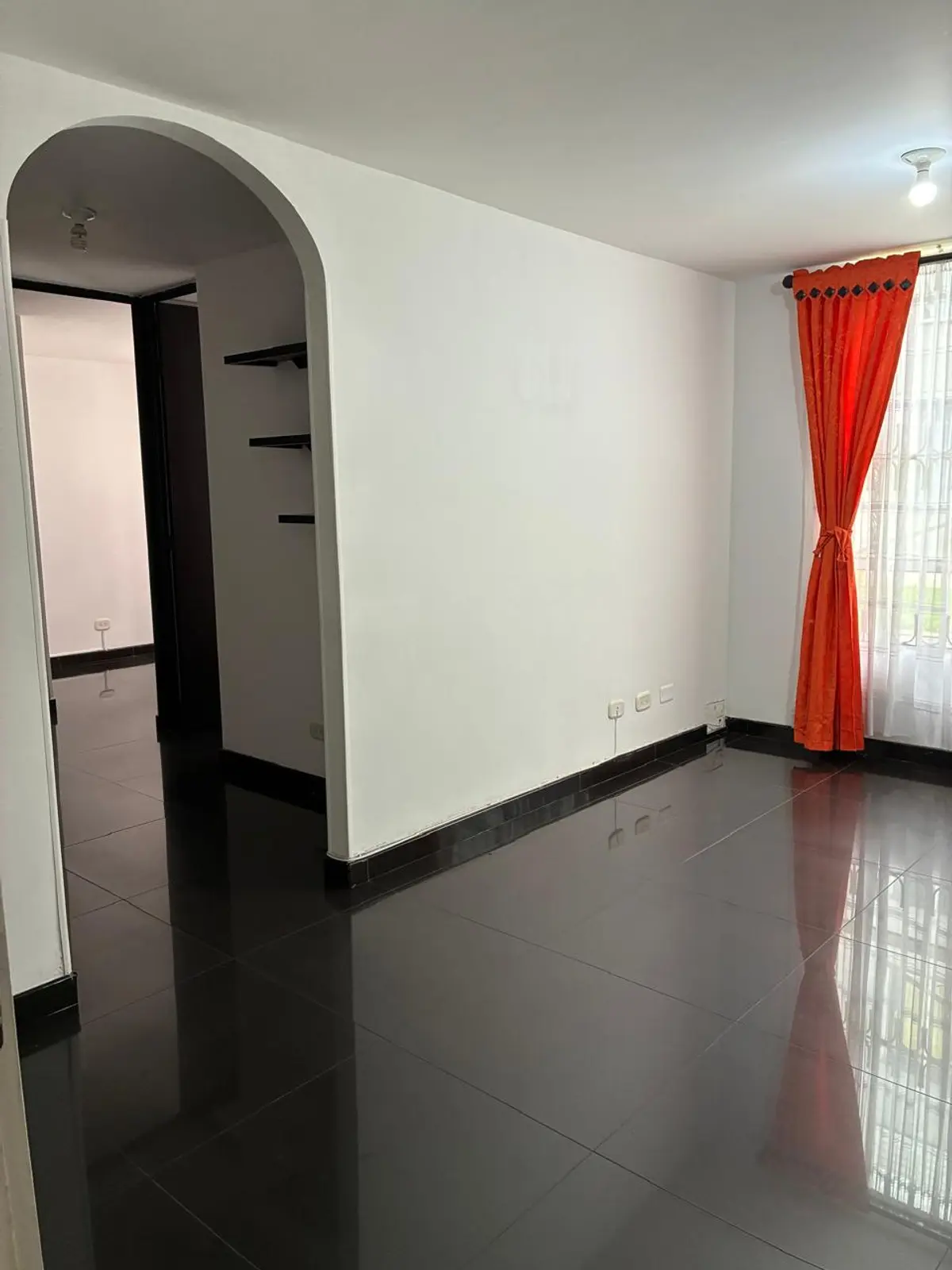 th.outside1200x1200.6a537ef46501b_infocdn__9rlsufanls1jfme4u8mzzjzuqnokfexdllvoh5zjjpg Apartamento en Arriendo en Suba, Bogotá