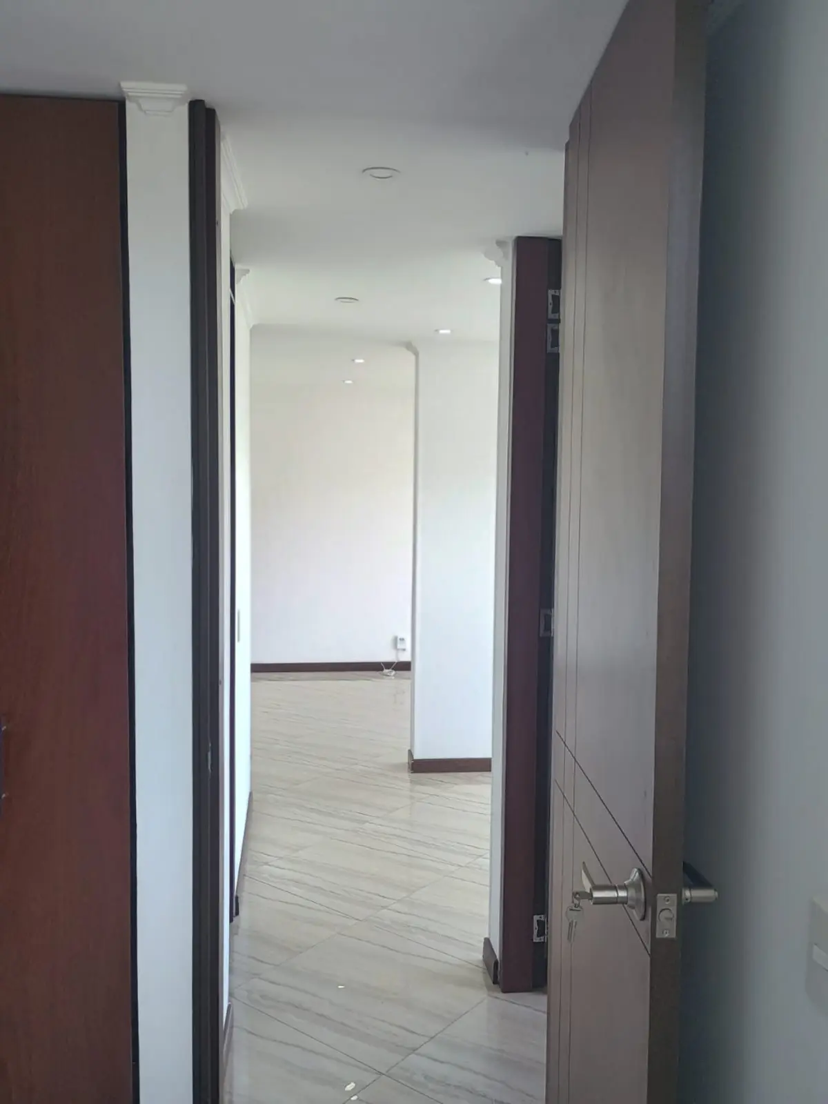 th.outside1200x1200.6a53cf23035eb_infocdn__7315201-1-1783871419-2jpg Apartamento en Arriendo en Tintala, Bogotá