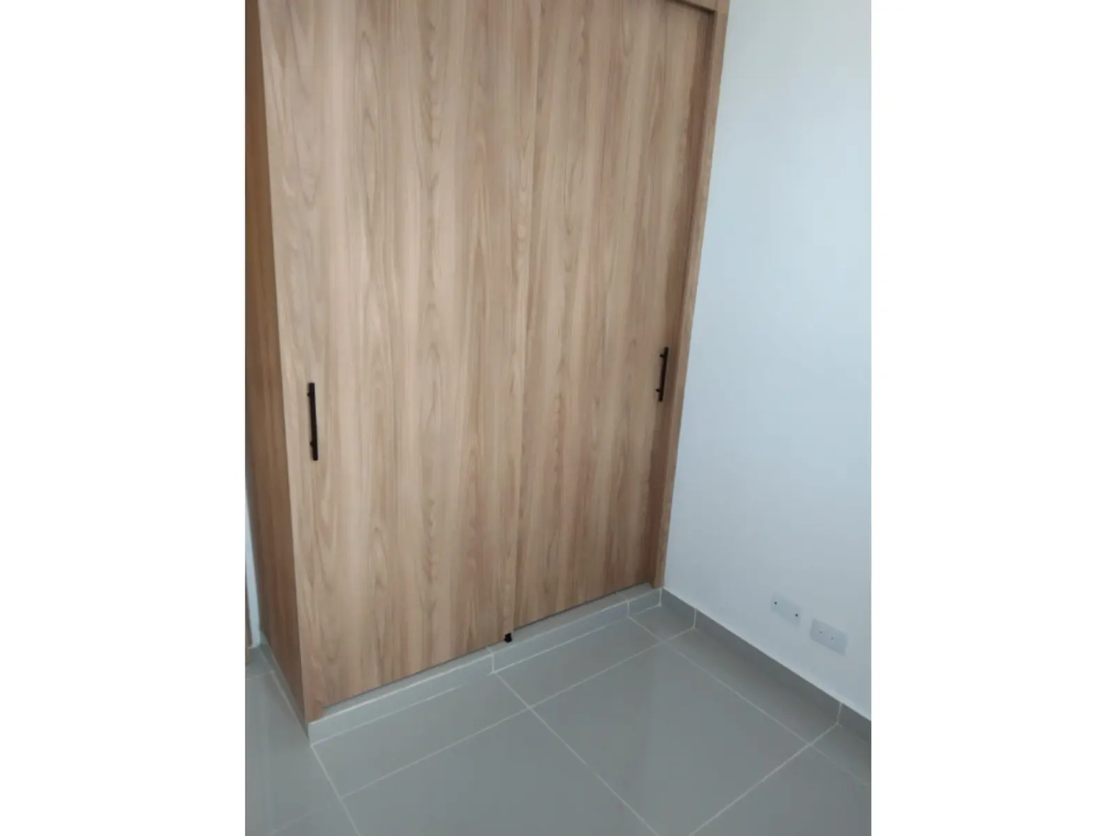 th.outside1200x1200.6a53f95006b5d_infocdn__gr203084120260712031320jpeg Apartamento en Arriendo en Urbanizacion serramonte, Bello