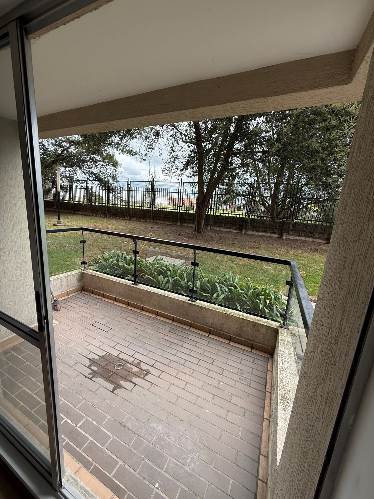 th.outside1200x1200.6a5501be738d0_infocdn__uzl4hvivlbcbakjk0yql60wujeyarlzgtly7csiujpg Apartamento en Arriendo en San jose, Mosquera