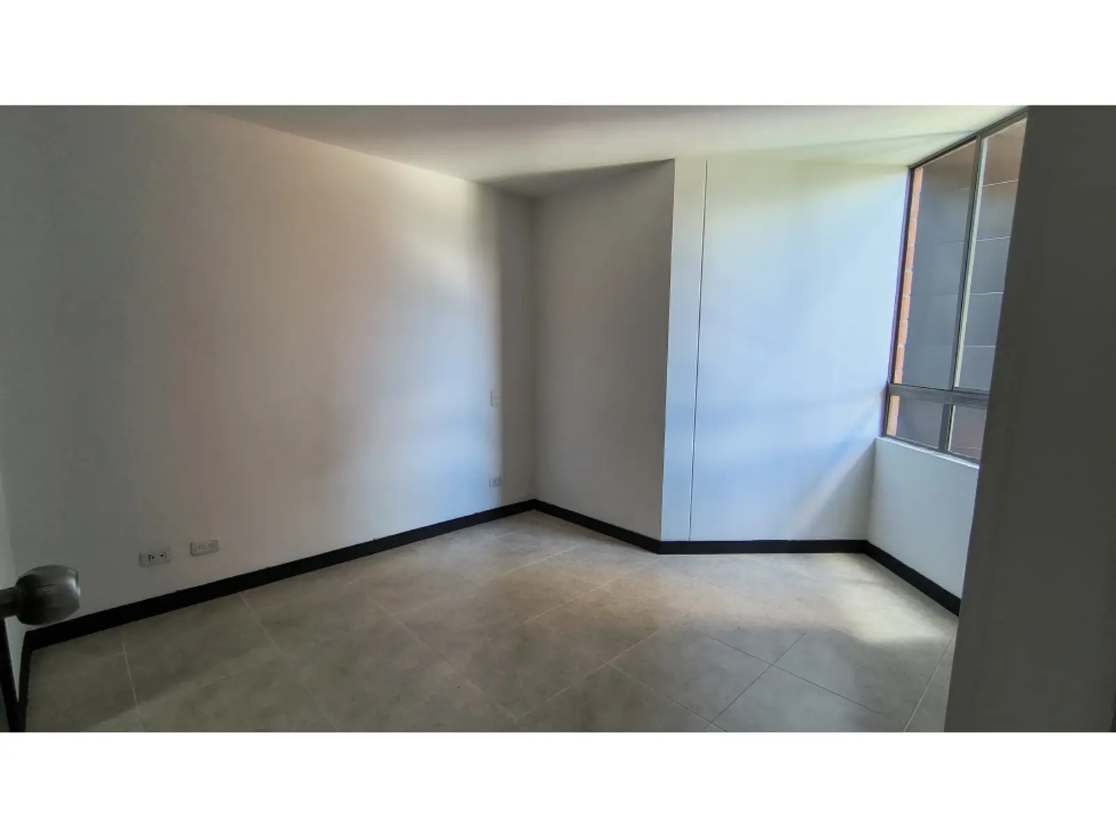 th.outside1200x1200.6a5664676e424_infocdn__gr203084920260714112124jpg Apartamento en Arriendo en Castropol, Medellín