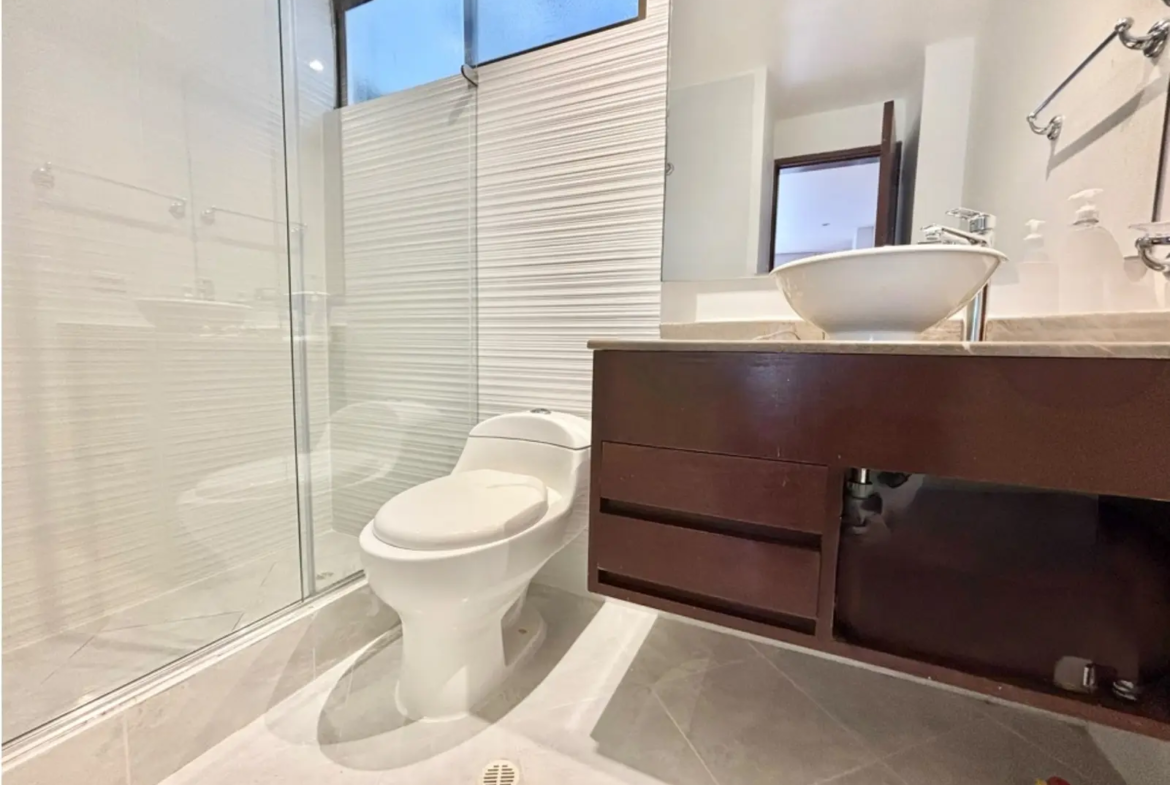 Apartamento en Arriendo en El Virrey, Bogotá