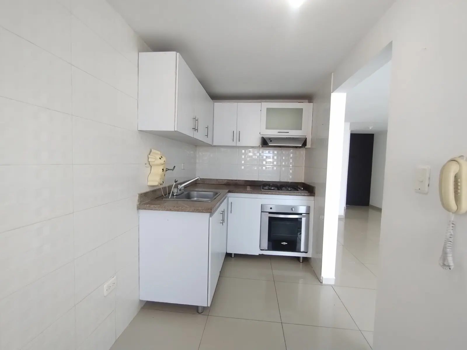 th.outside1200x1200.6a578d78edf4b_infocdn__btncihevsrzlrstb6ke9exun3lq7gnnelx61mx3fpng Apartamento en Arriendo en Ciudad jardin, Barranquilla