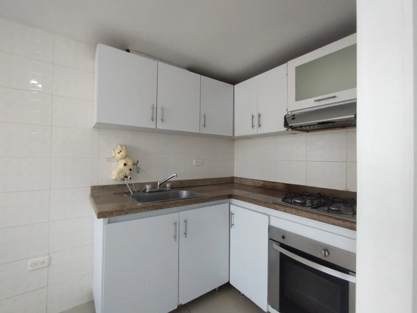 th.outside1200x1200.6a578d7aa727b_infocdn__mqrxyjbshgpd4lo0xdjesd4bsxyhx6sqdk0gexgepng Apartamento en Arriendo en Ciudad jardin, Barranquilla
