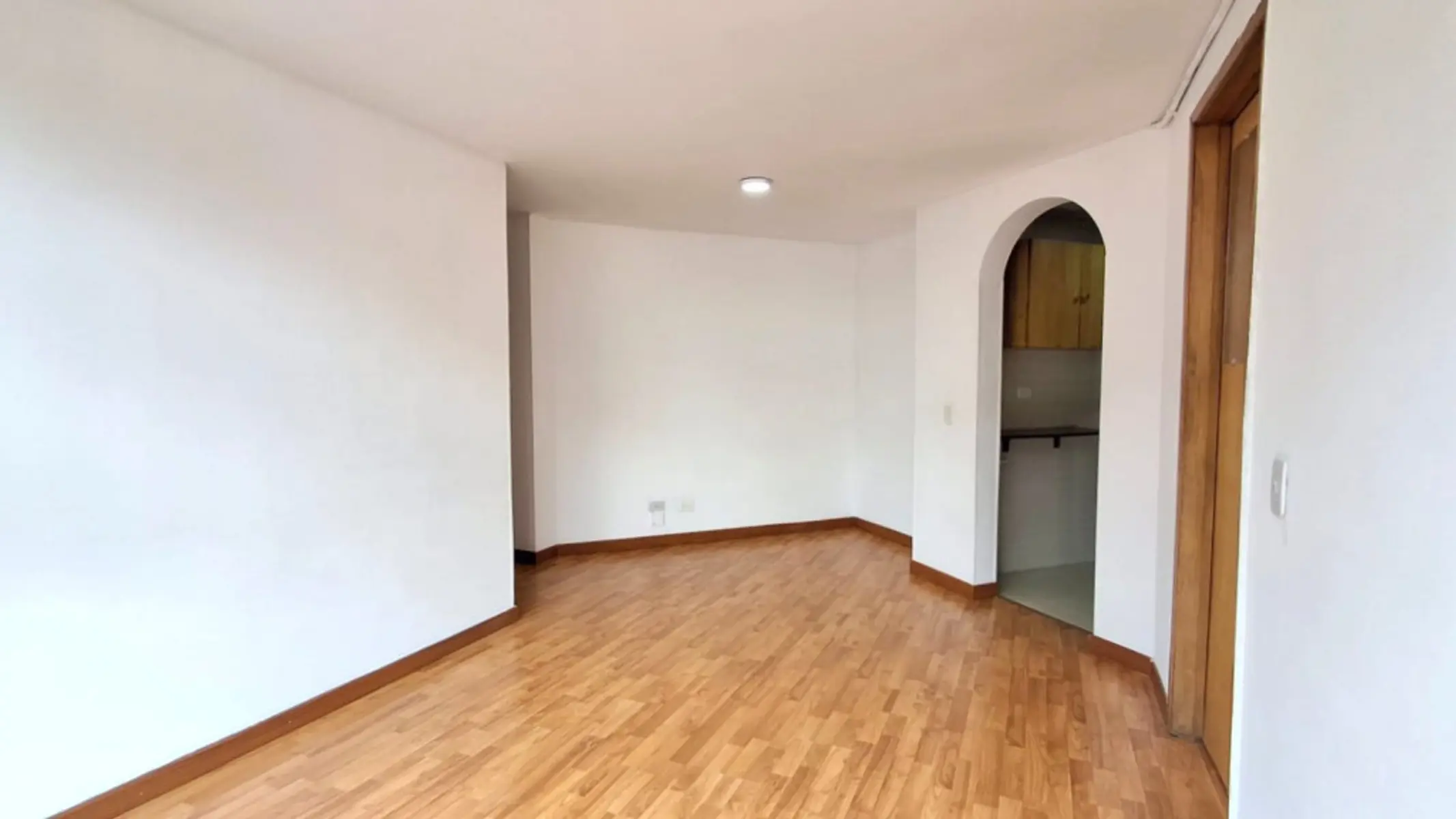 th.outside1200x1200.6a5794c3cebc3_infocdn__25463-2-1783532921jpg Apartamento en Arriendo en Chapinero central, Bogotá