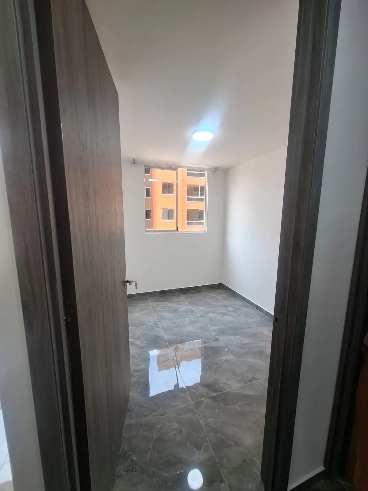 th.outside1200x1200.6a58f183ee46c_infocdn__z50ady6ohpqdyhahrgmenxkqqgimprvzrkzz2kbrjpg Apartamento en Arriendo en San Bernardino xxii, Bogotá