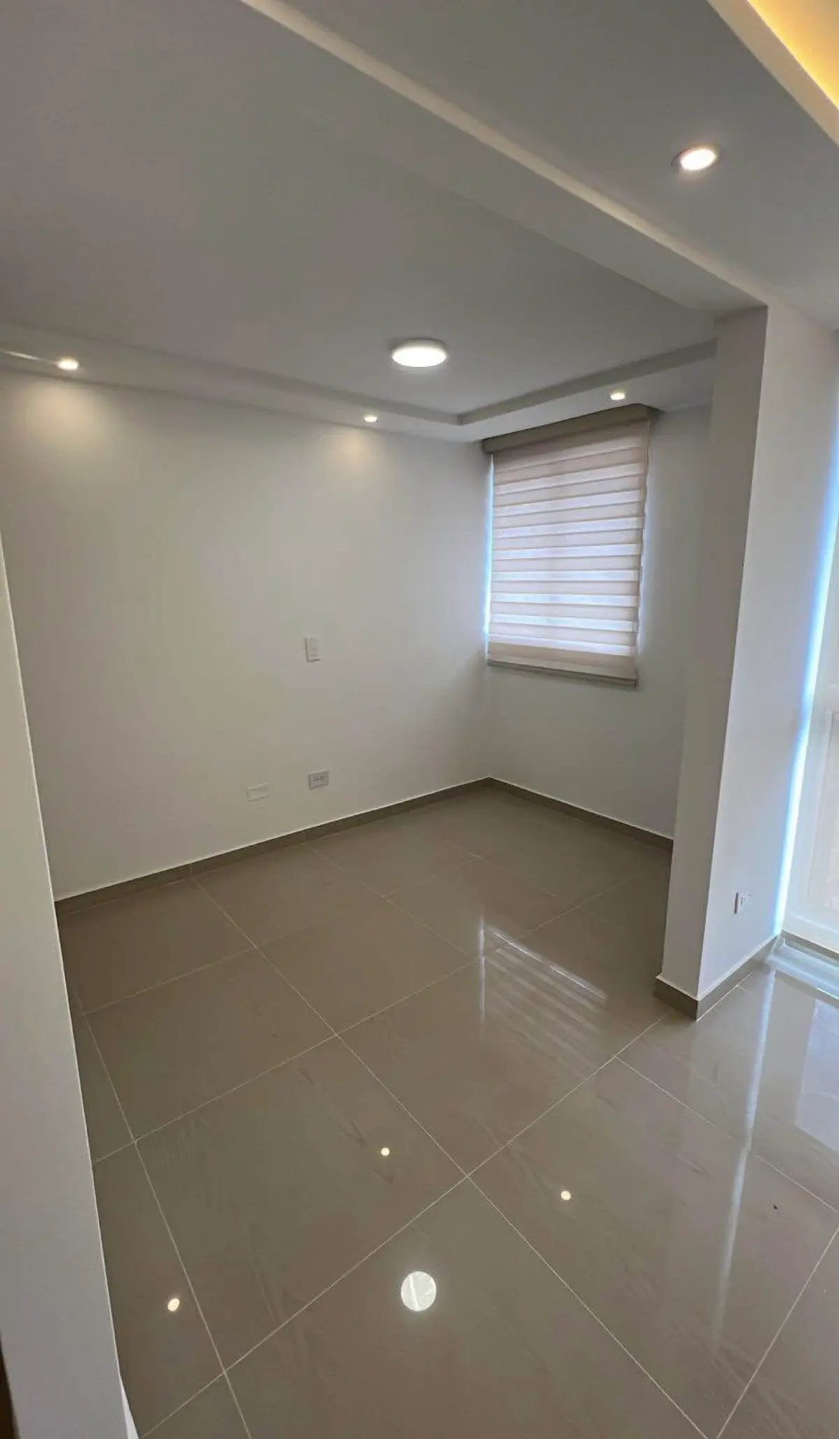 th.outside1200x1200.6a59ca338773f_infocdn__zxfwbjb0g3aref7a2x9beql1ndjsbiupybyt8gdkjpg Apartamento en Arriendo en Castilla, Bogotá