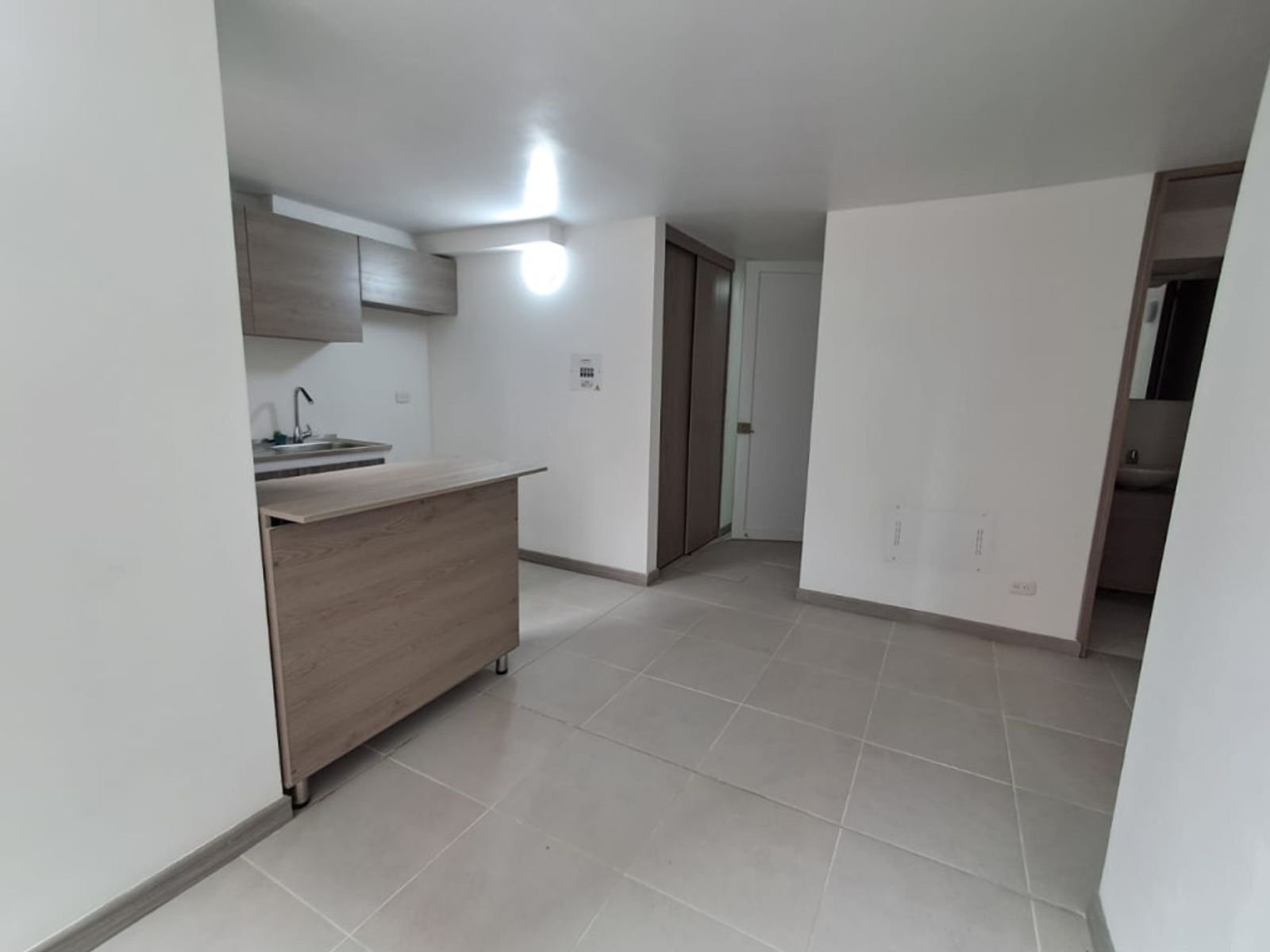 th.outside1200x1200.6a5b86f91ded6_infocdn__75728-1-1784379825-4jpg Apartamento en Arriendo en Tuna baja, Bogotá