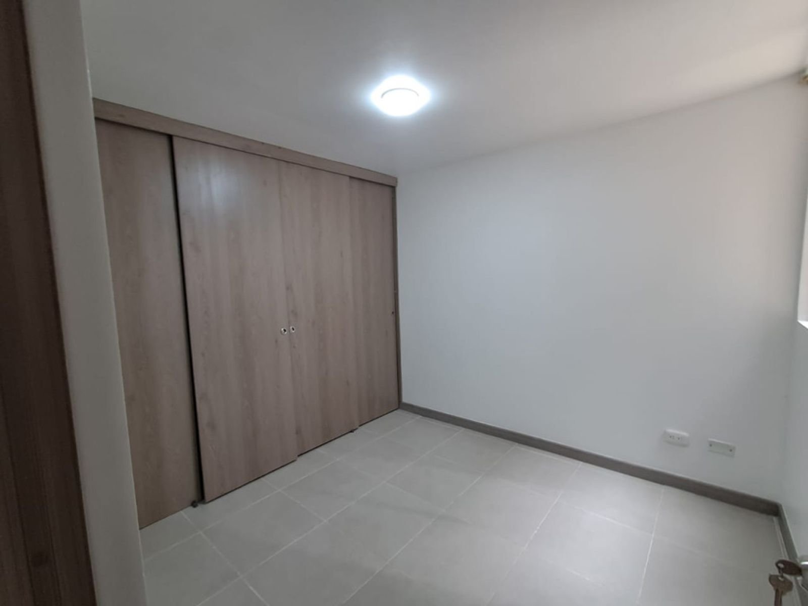 th.outside1200x1200.6a5b86f94a7f6_infocdn__75728-1-1784379826-5jpg Apartamento en Arriendo en Tuna baja, Bogotá