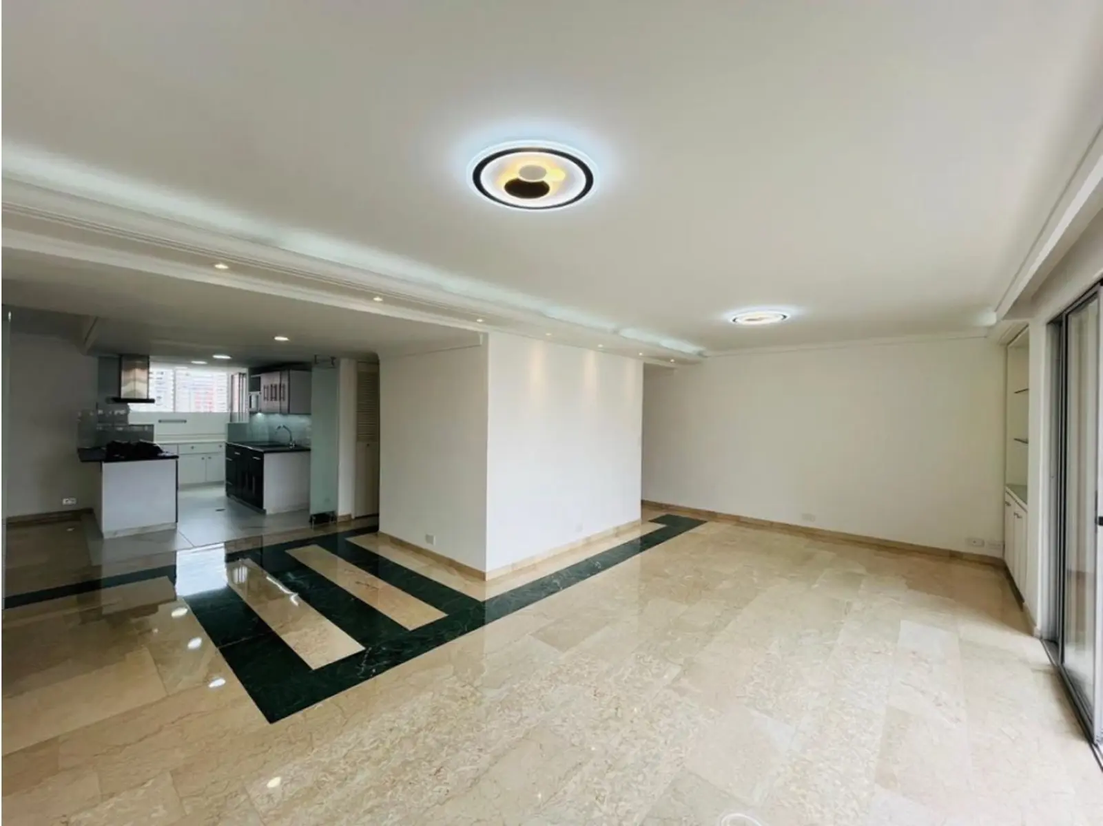 th.outside1200x1200.6a5b8a88962c3_infocdn__gr-copia-de-arriendo-apartamento-1784330091-0858-1071jpeg Apartamento en Arriendo en Ciudad del Río, Medellín