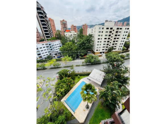 Apartamento en Arriendo en Ciudad del Río, Medellín