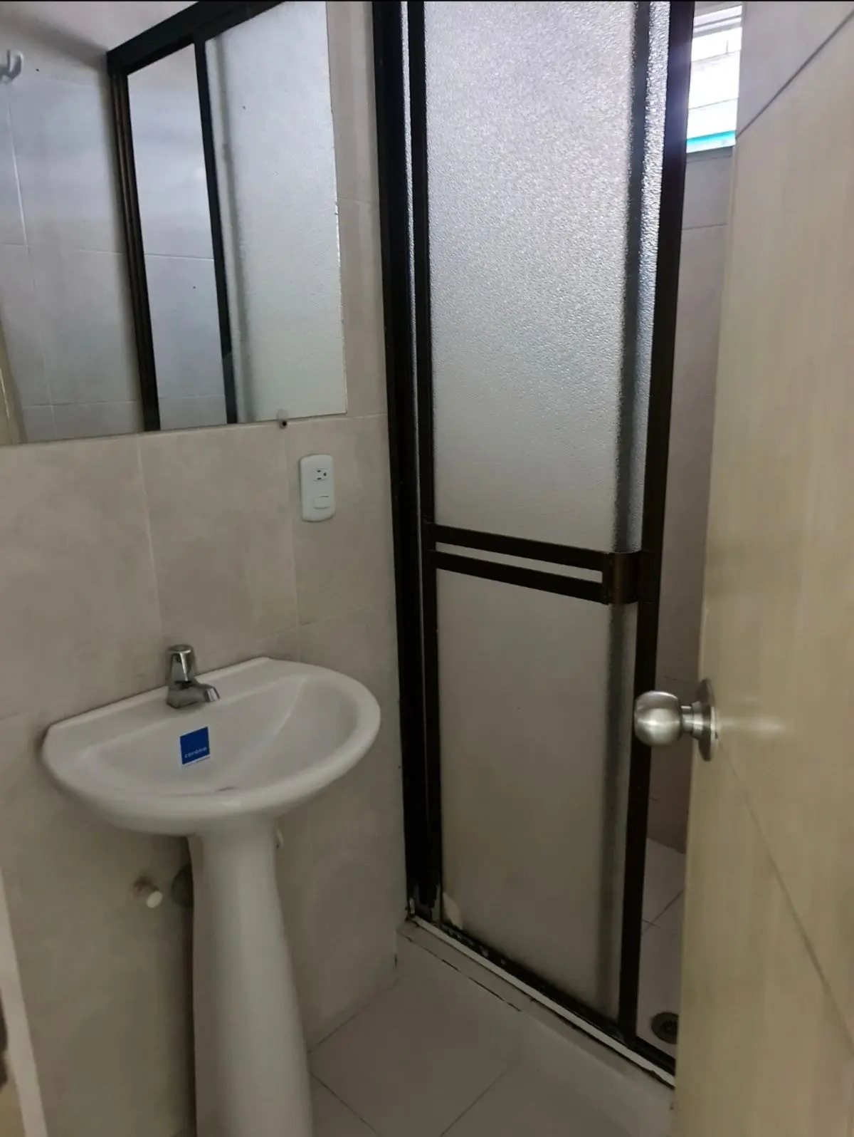 th.outside1200x1200.6a5b8c668f9e1_infocdn__qz8onocfq0rwebswfcgqtkulavmjt7yqcjfw7to4jpg Apartamento en Arriendo en Comuna 12 – cabecera del llano, Bucaramanga