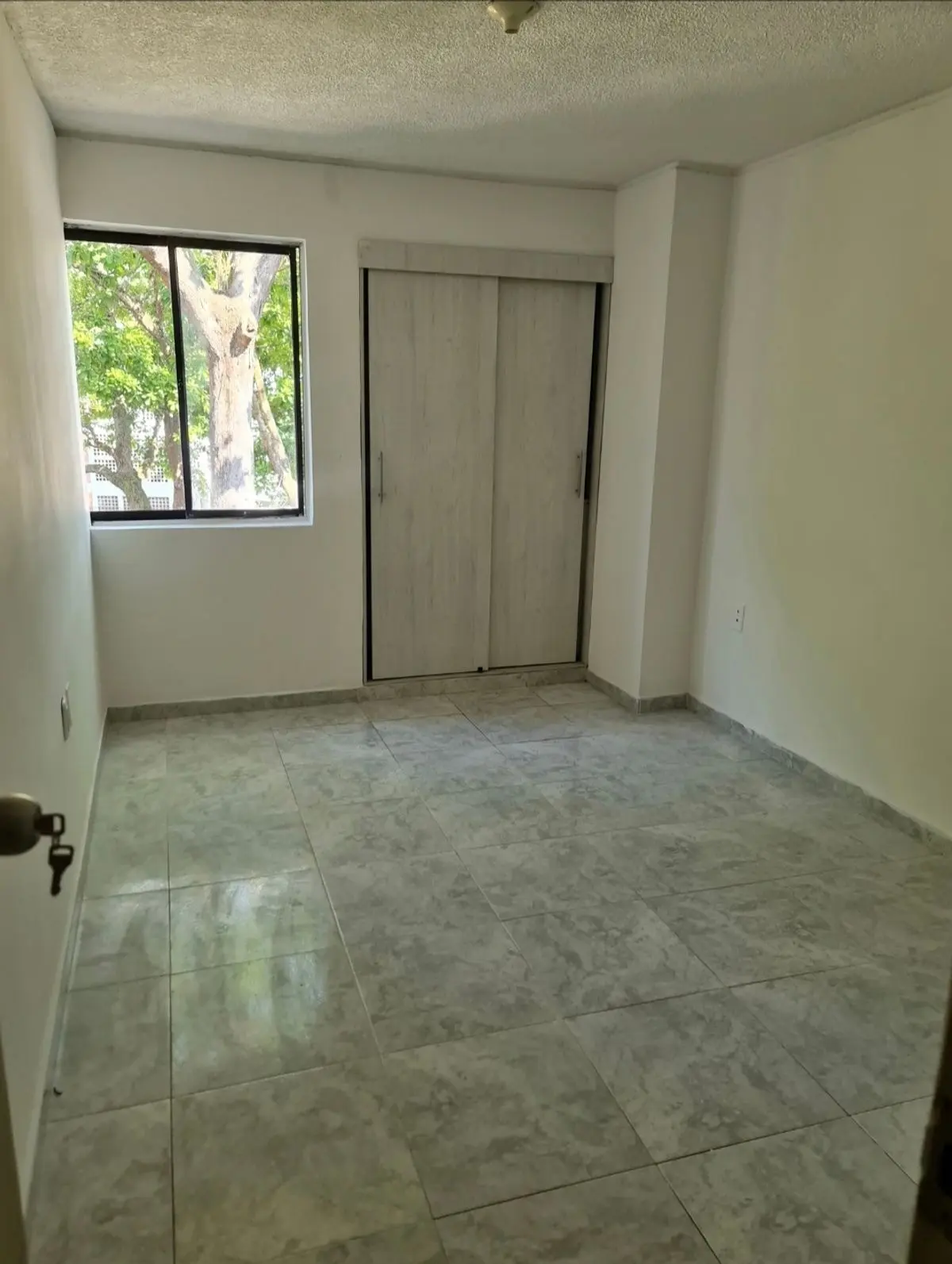 th.outside1200x1200.6a5b8c6690997_infocdn__gdpyuw55cd04eulrtn2wa0luudmstrw4hzftf3wojpg Apartamento en Arriendo en Comuna 12 – cabecera del llano, Bucaramanga