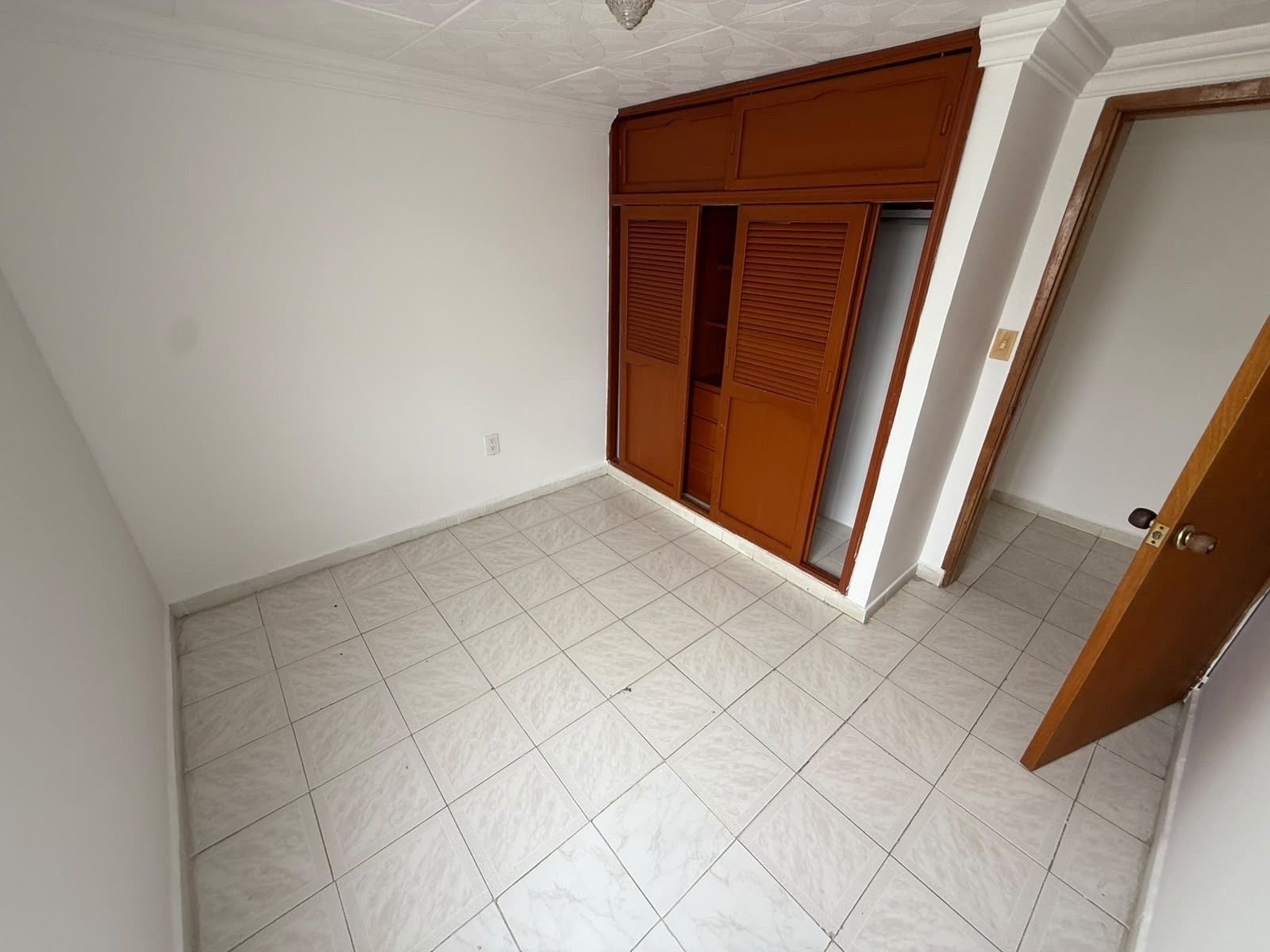 th.outside1200x1200.6a5bf7718cfa6_infocdn__127217-1-1784396467-4jpg Apartamento en Arriendo en Mutis, Bucaramanga