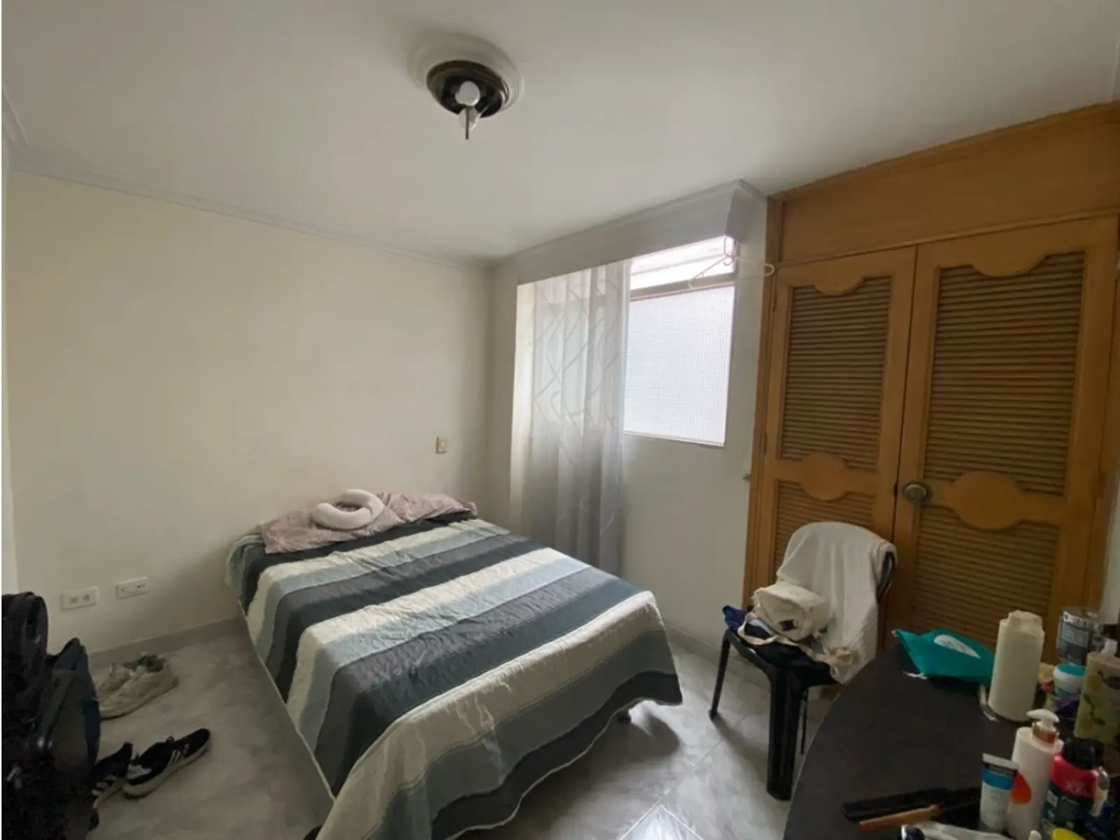 th.outside1200x1200.6a5c2fbbd8a36_infocdn__gr-apartamento-en-arriendo-en-lau-1784424321-3919-7222jpeg Apartamento en Arriendo en Laureles, Medellín