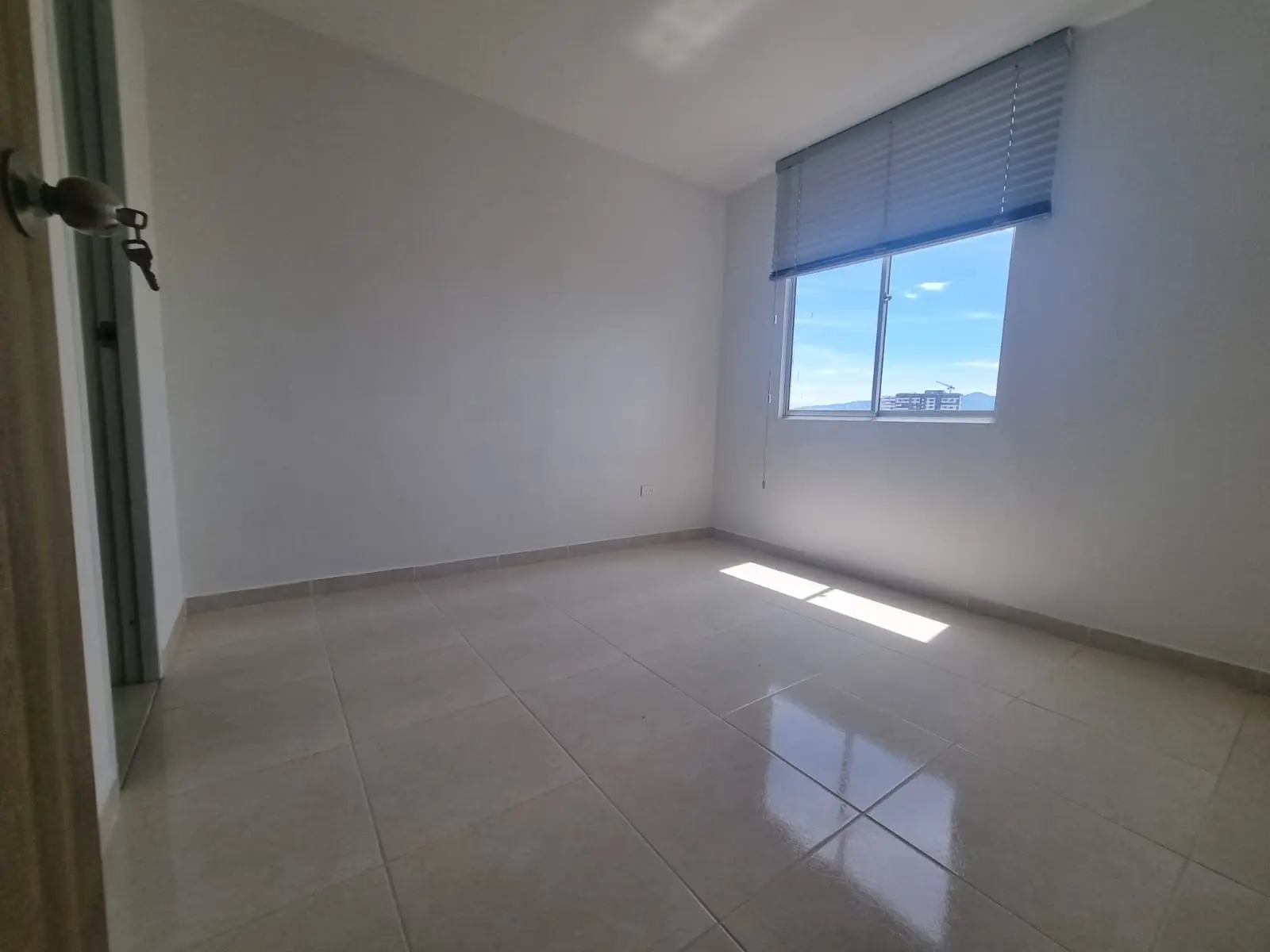 th.outside1200x1200.6a5c649a49bd8_infocdn__m2w3za4xnwbtpyio3ym0h9ayshxwdtqdd1hhuoswjpg Apartamento en Arriendo en Condina, Pereira