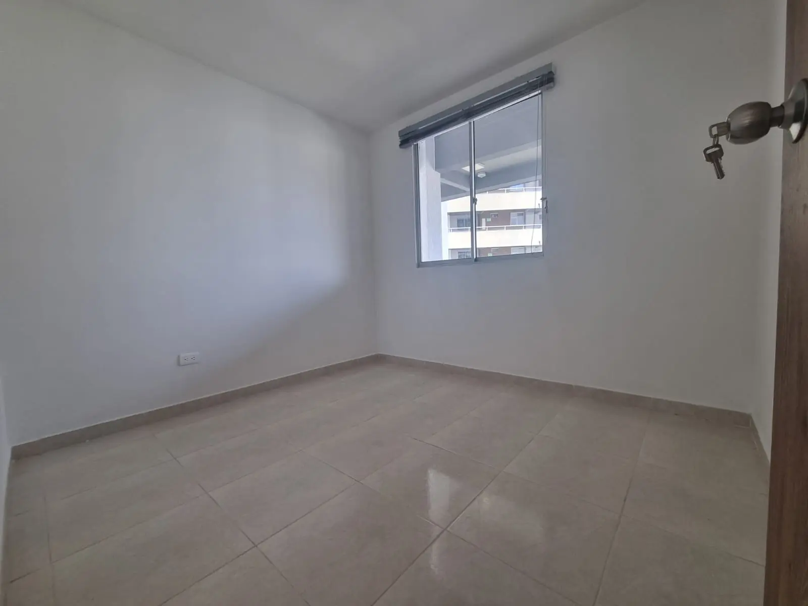 th.outside1200x1200.6a5c649ad4a26_infocdn__3acs19h7keogsfcmb9atf8rcgwkk62w11tcnza4yjpg Apartamento en Arriendo en Condina, Pereira