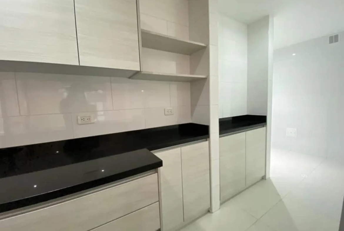 Apartamento en Arriendo en Santa Barbara, Bogotá