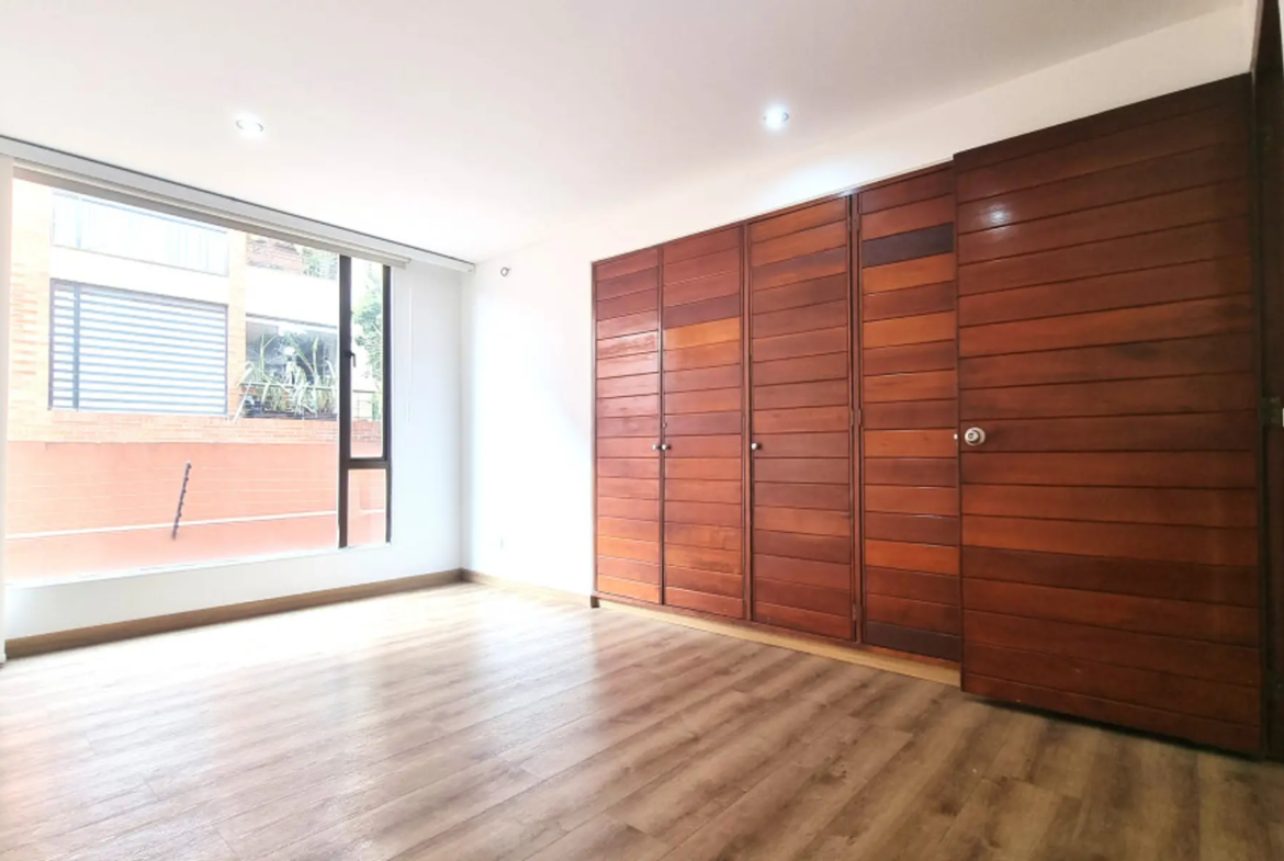 Apartamento en Arriendo en Santa barbara occidental, Bogotá