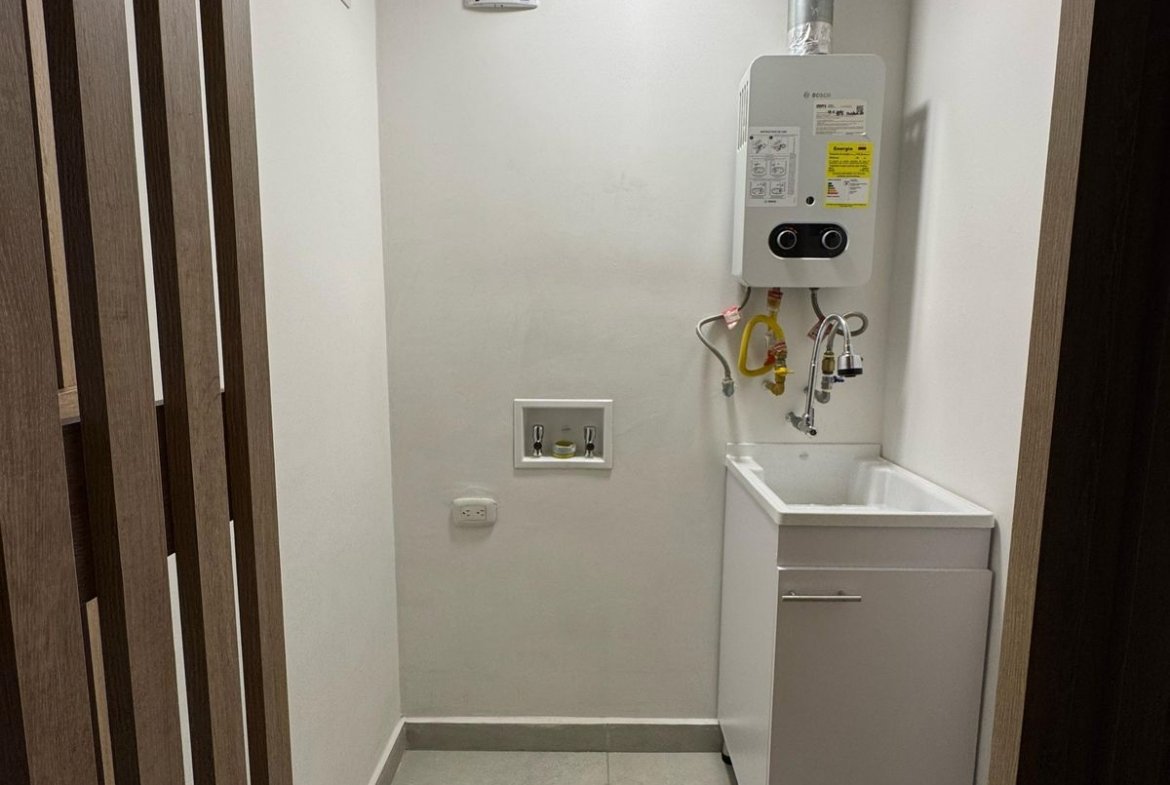 Apartamento en Arriendo en Montevideo, Bogotá