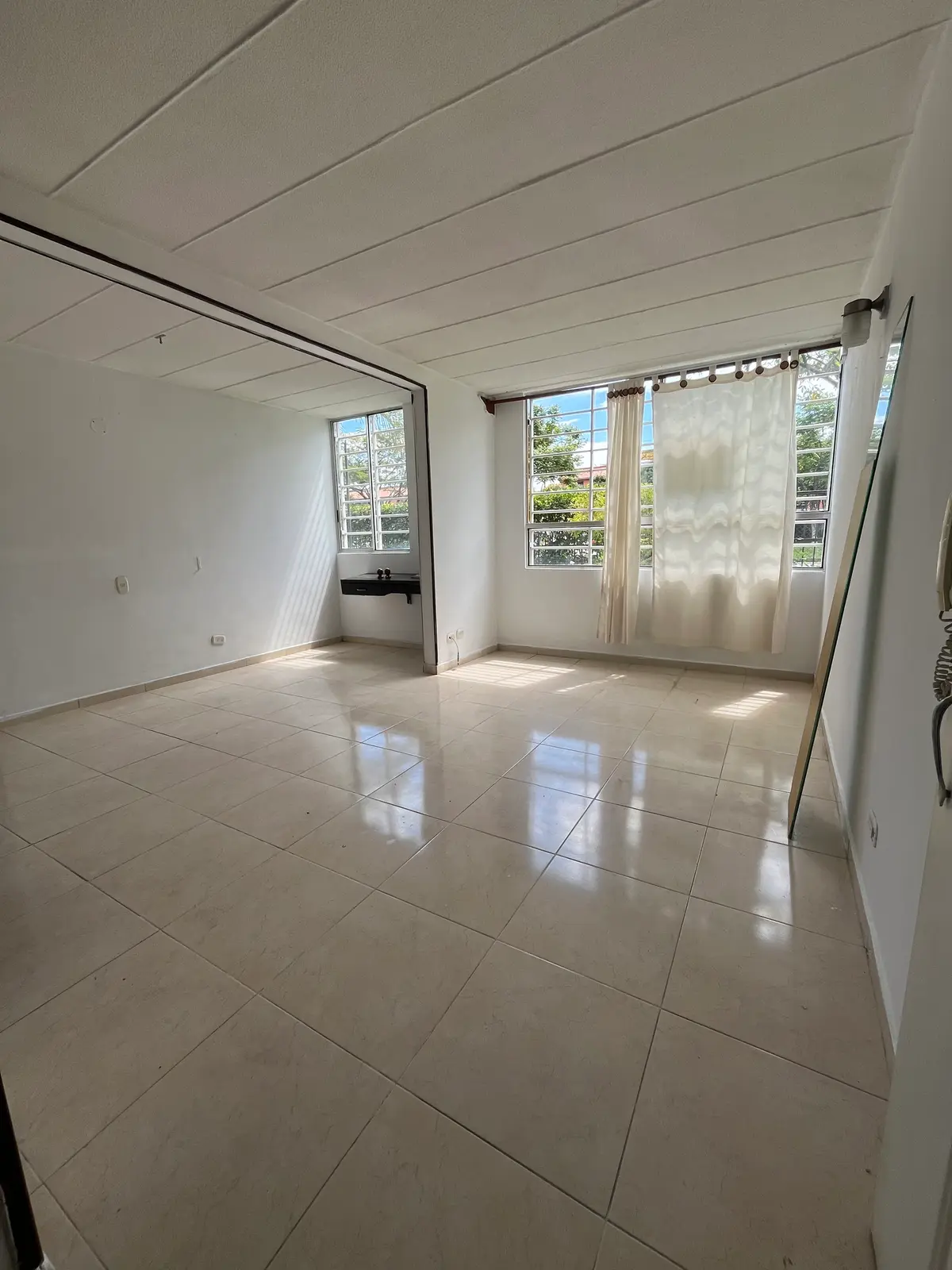 th.outside1200x1200.6a5e40b19a380_infocdn__homxqmt06lytlbdflqfsc6e82zsqwtebetrmymmfjpg Apartamento en Arriendo en Valle del Lili, Cali