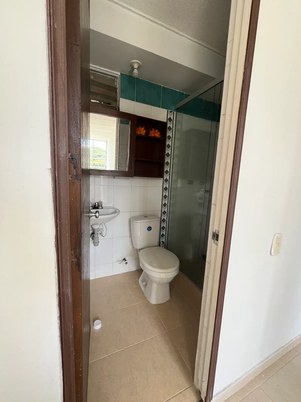 th.outside1200x1200.6a5e40b2620fa_infocdn__uuxvhleijhoina8tbmul4ljjwosbvyo6f1twmjiejpg Apartamento en Arriendo en Valle del Lili, Cali