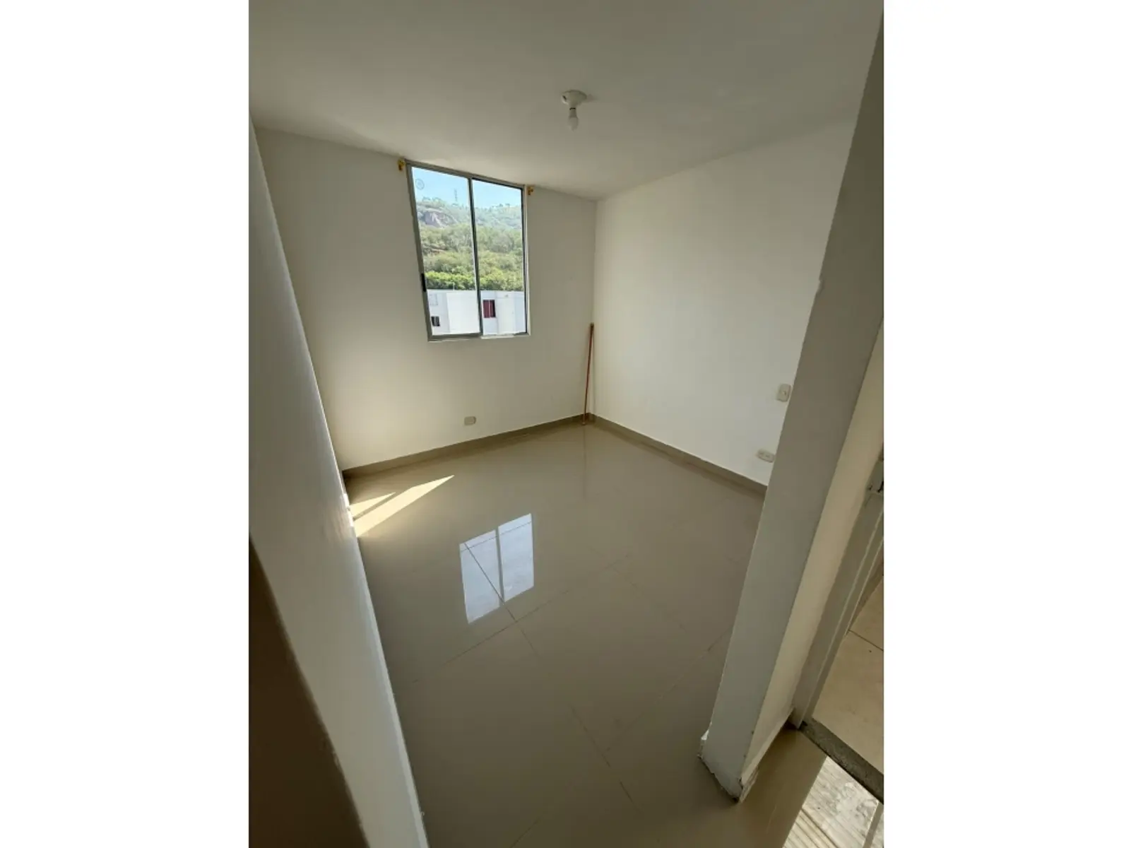 th.outside1200x1200.6a6382db40fe9_infocdn__gr93448220260710083945jpeg Apartamento en Arriendo en Guabinas, Yumbo