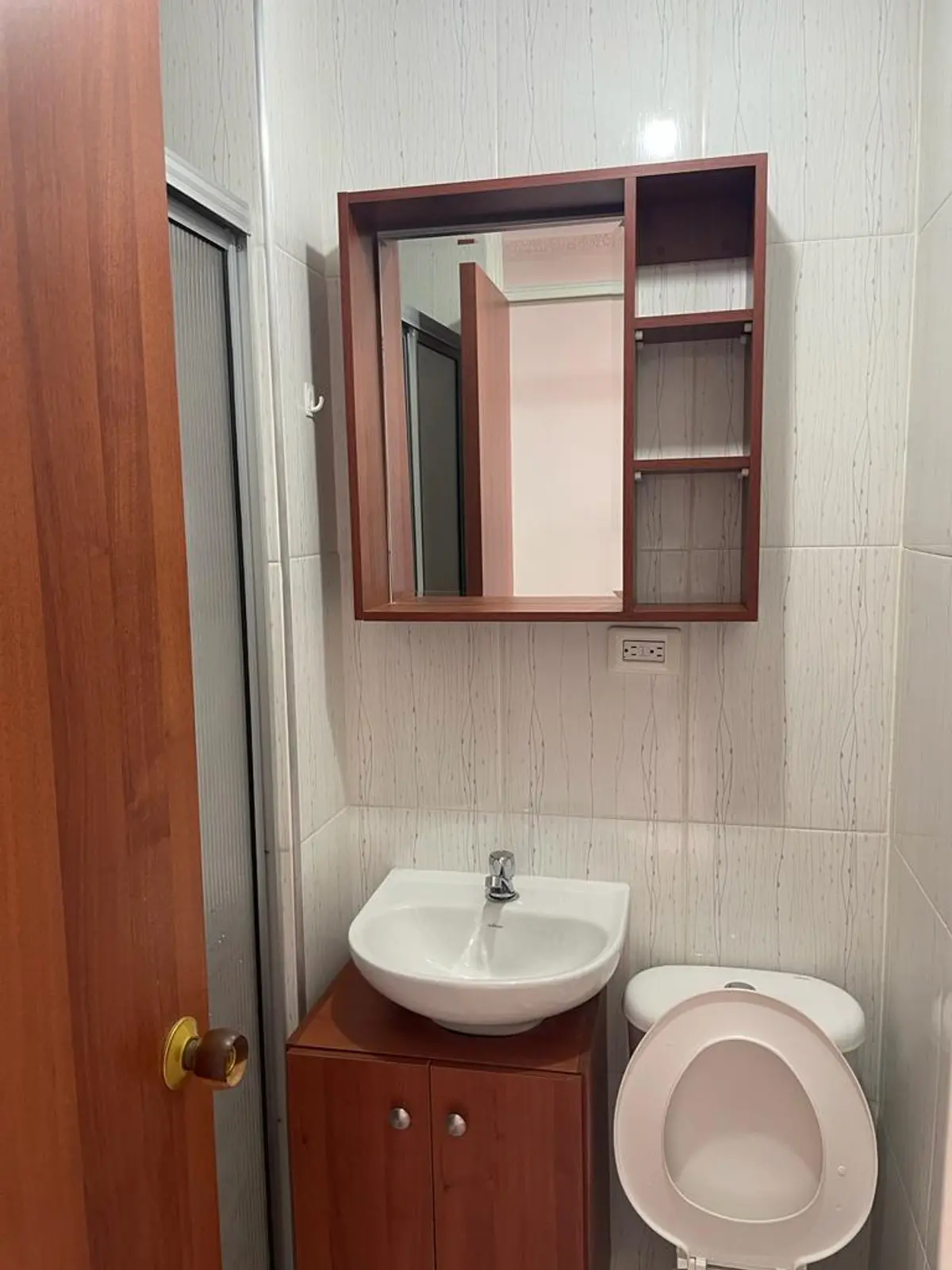 th.outside1200x1200.6a68a952b9a98_infocdn__x2lptgjwb7pf7xjieirovzy8wzy1jw6z15piaobfjpg Apartamento en Arriendo en Fontibon, Bogotá
