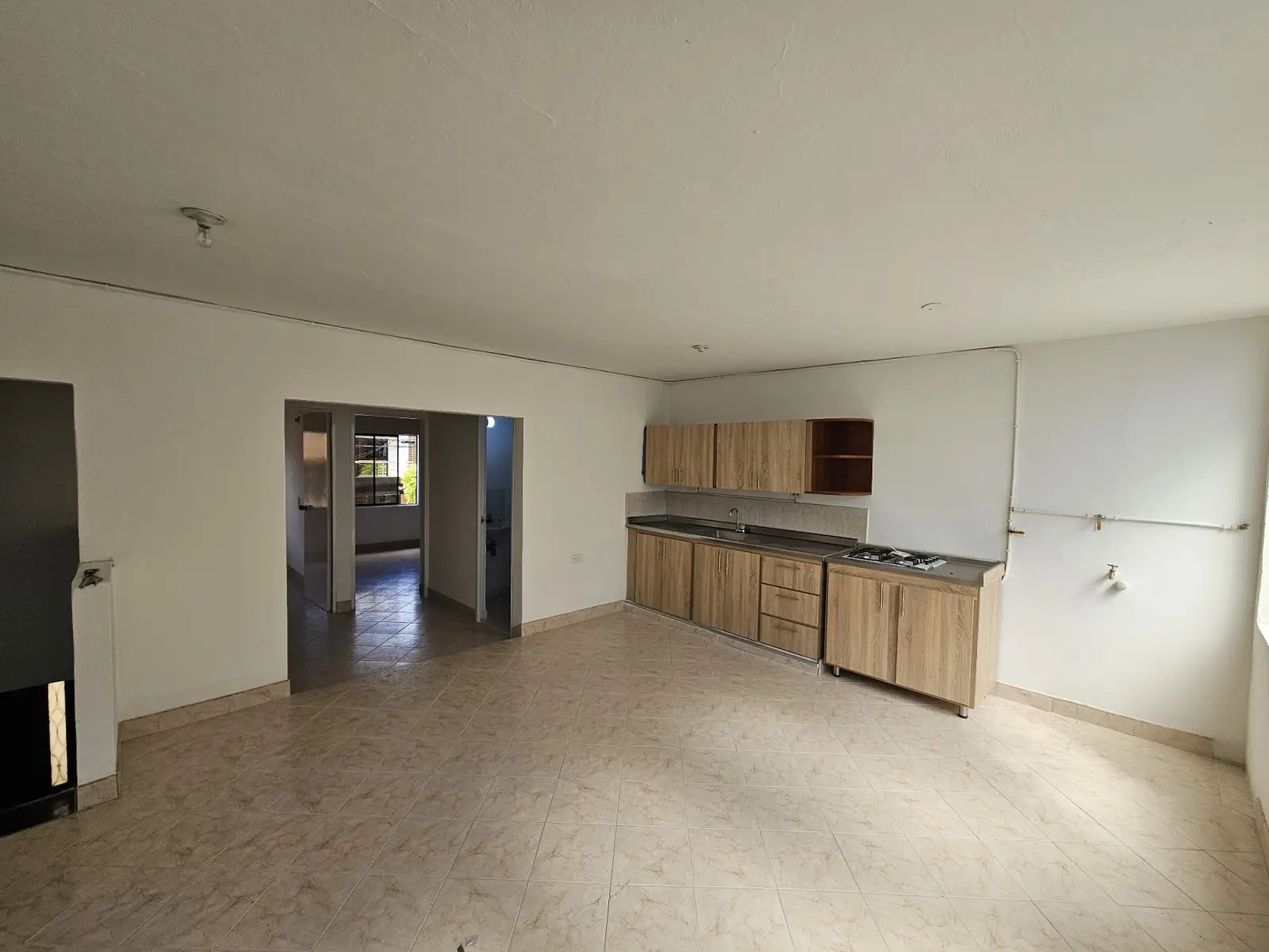 th.outside1200x1200.6a68ce00b8d89_infocdn__9433796-1-1785184345-2jpg Apartamento en Arriendo en Cabañas, Medellín