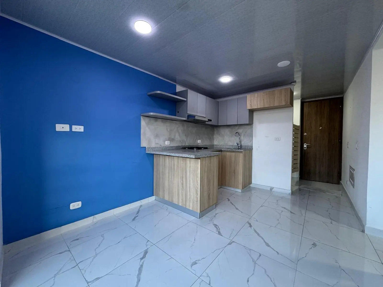 th.outside1200x1200.6a6a10fb768f1_infocdn__property-aa-94623-3jpg Apartamento en Arriendo en Montevideo, Bogotá