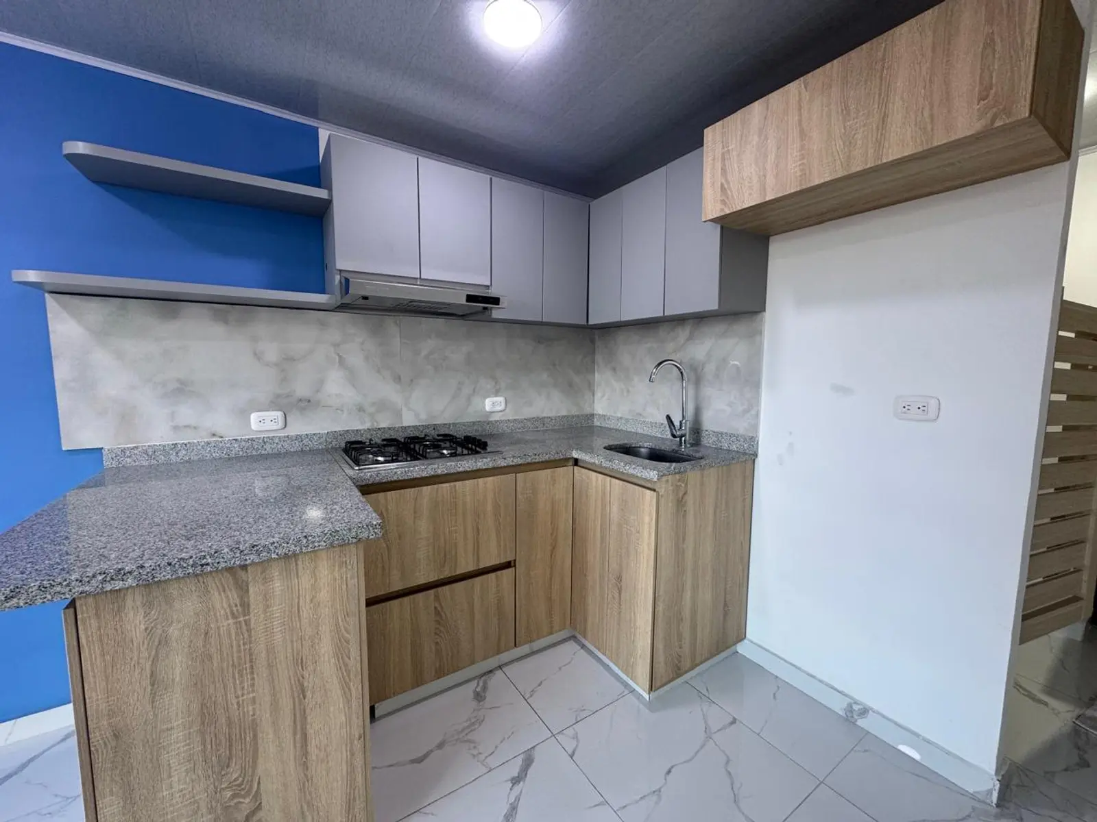th.outside1200x1200.6a6a10fc0a4df_infocdn__property-aa-94623-4jpg Apartamento en Arriendo en Montevideo, Bogotá