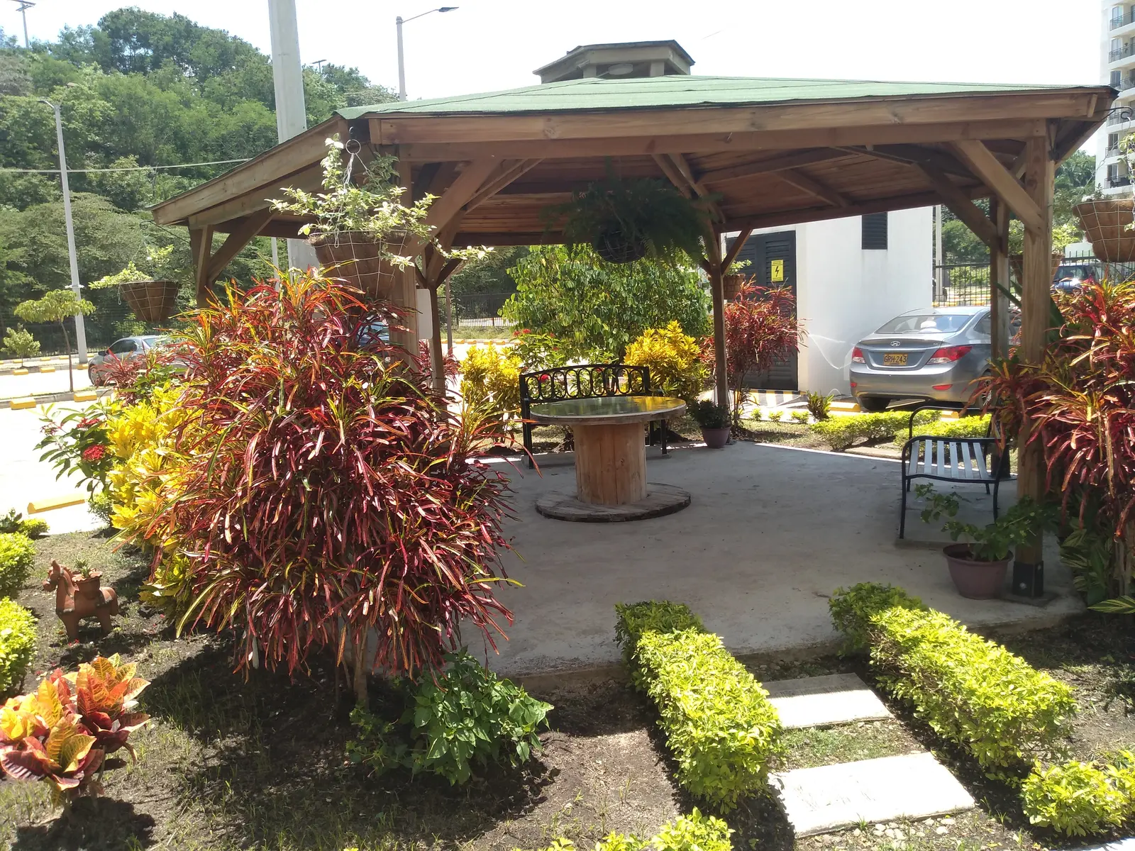 th.outside1200x1200.6a6ccf1c2db3d_infocdn__ir1oztwgblxnefevflgtncdvyp3gln5z6nfvrqskjpg Apartamento en Arriendo en Girardot