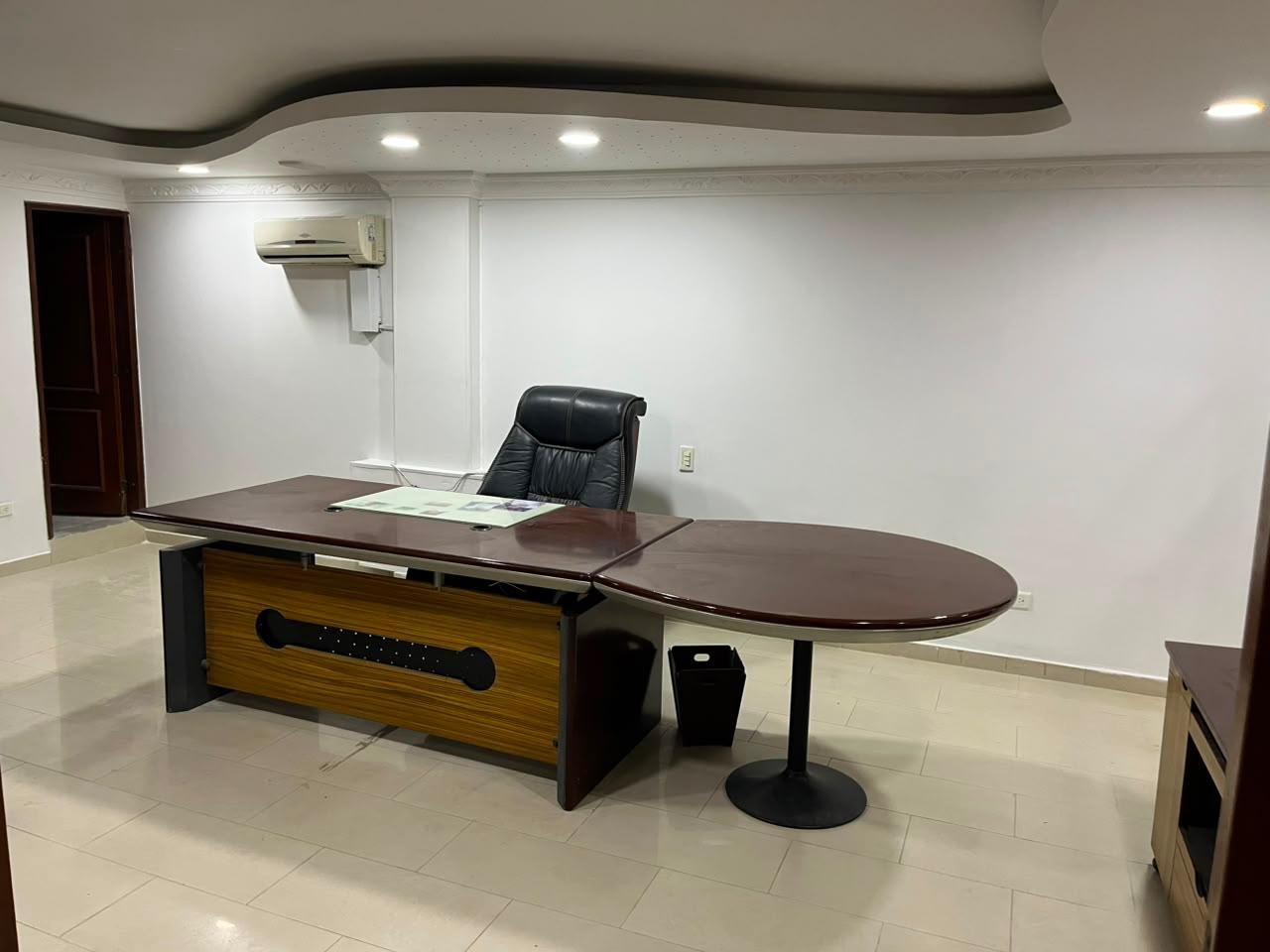 0d15f22c-d9ea-4879-abdf-57fd42881e3b Arriendo Oficinas Amobladas en Bucaramanga