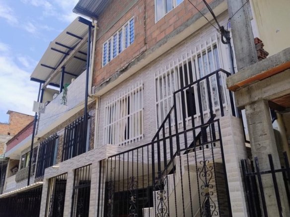 Apartaestudio Amoblado en Arriendo en Urbanizacion Calimio Norte