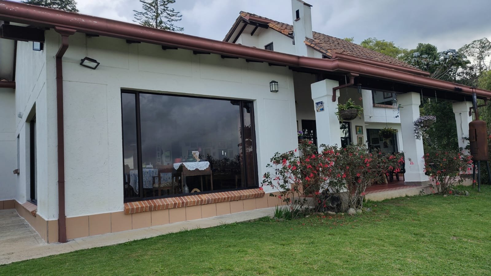 17ed42c6-1b80-476f-8c66-42f45c7b77b2 CASA FINCA EN VENTA – SANTA ELENA, MEDELLÍN