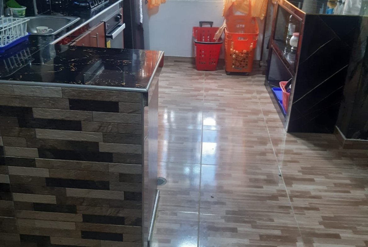 CASA ESQUINERA EN VENTA – VILLAGORGONA, BARRIO LA VICTORIA