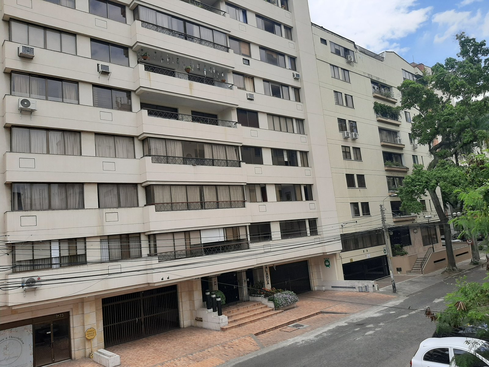 20210916_123656 ARRIENDO APARTAMENTOS Y APARTESTUDIOS EN CENTENARIO CALI VALLE