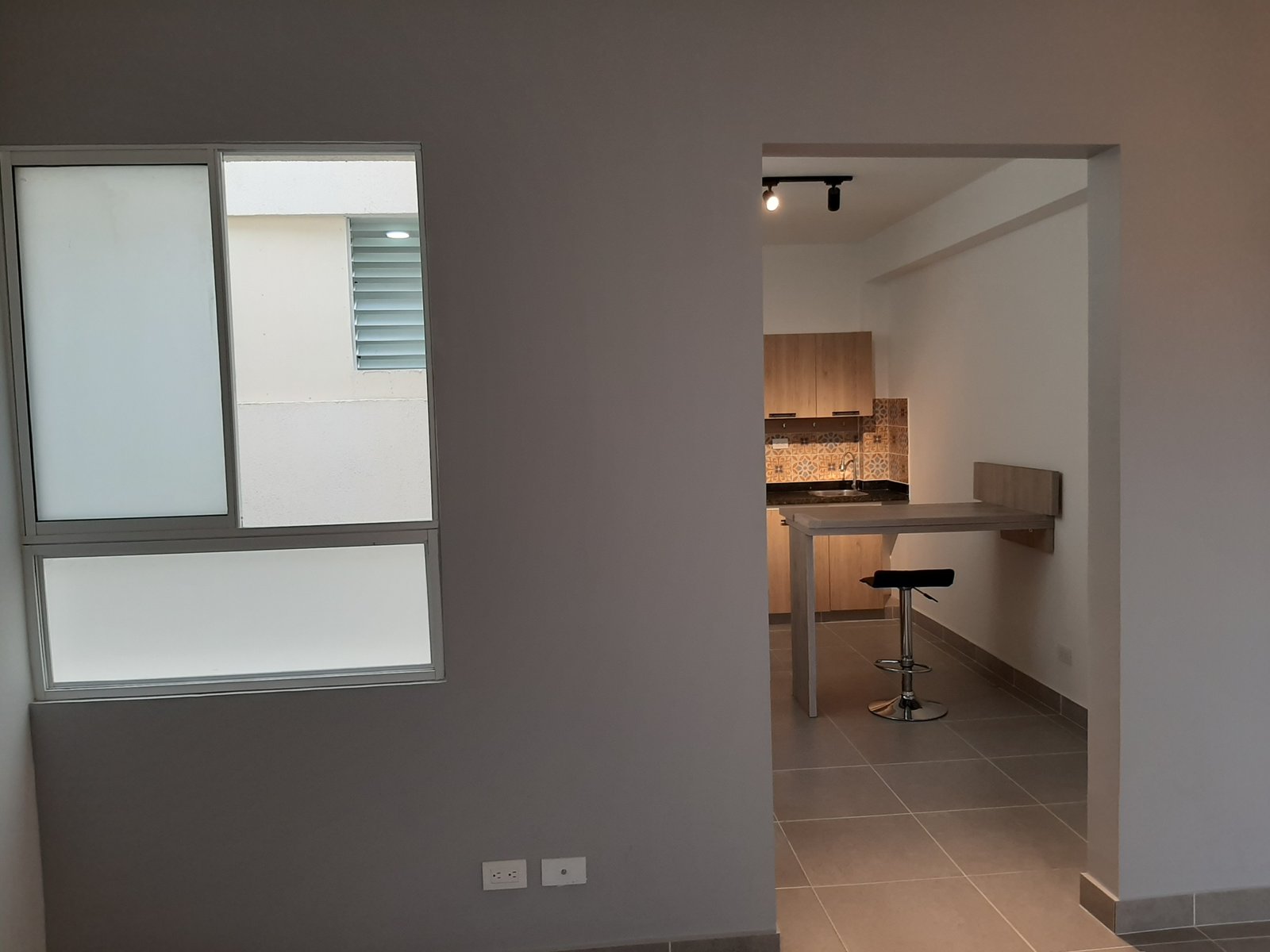 20210916_130151 ARRIENDO APARTAMENTOS Y APARTESTUDIOS EN CENTENARIO CALI VALLE